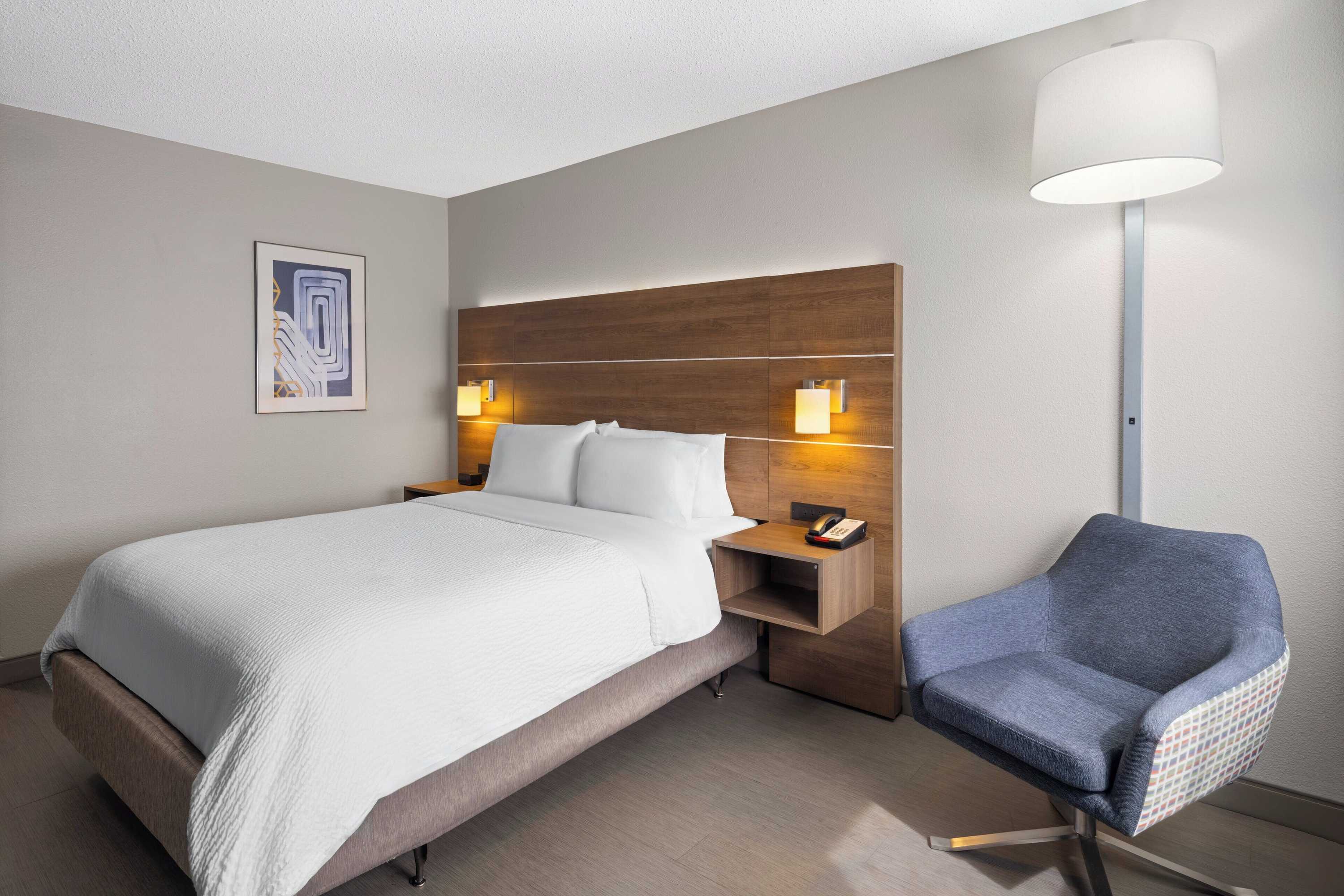 Gift card for Holiday Inn Express Sheboygan-Kohler by Ihg Gift card for Holiday Inn Express Sheboygan-Kohler by Ihg