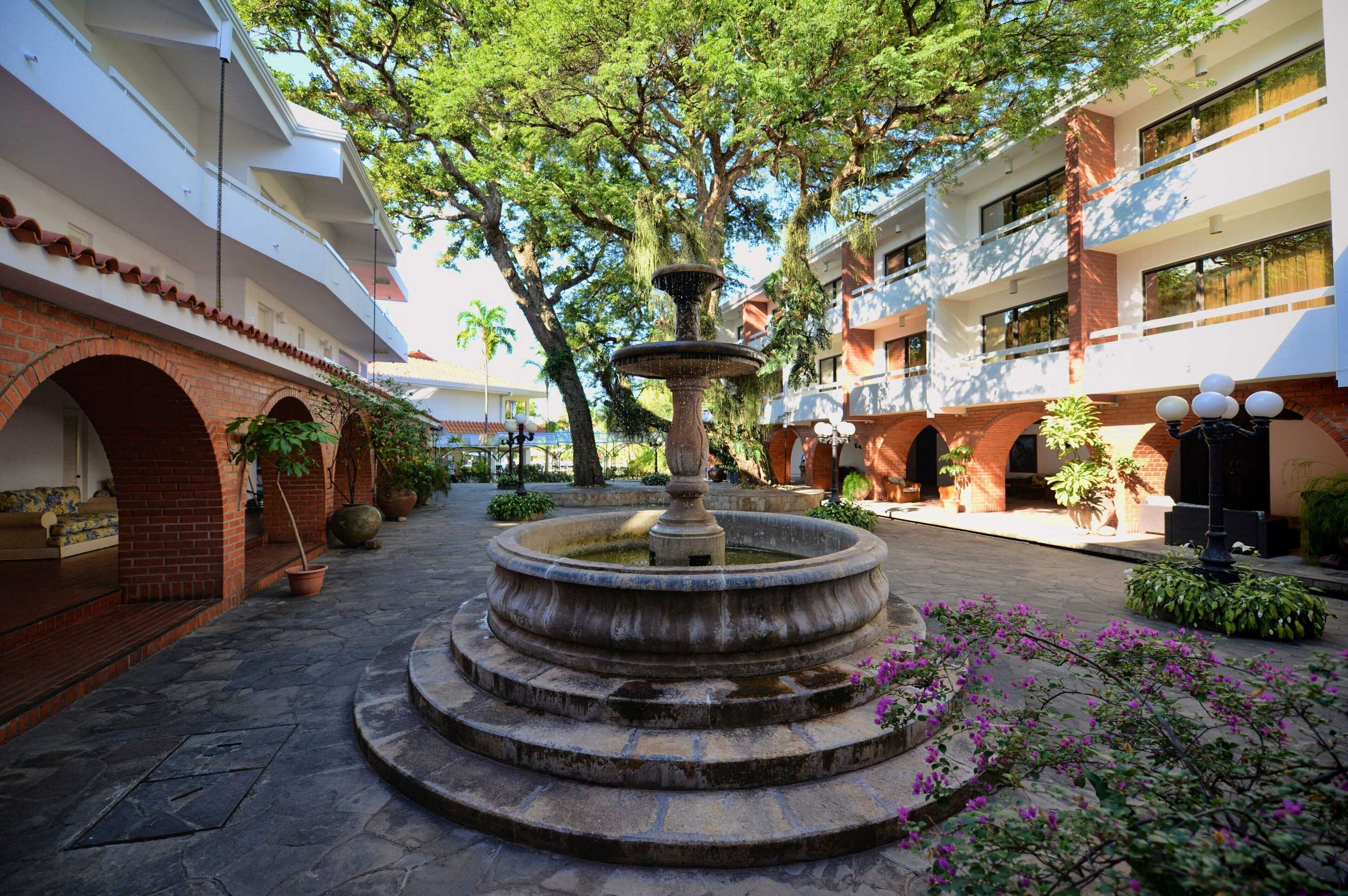 Gift card for Los Tajibos, Santa Cruz de la Sierra, a Tribute Portfolio Hotel Gift card for Los Tajibos, Santa Cruz de la Sierra, a Tribute Portfolio Hotel