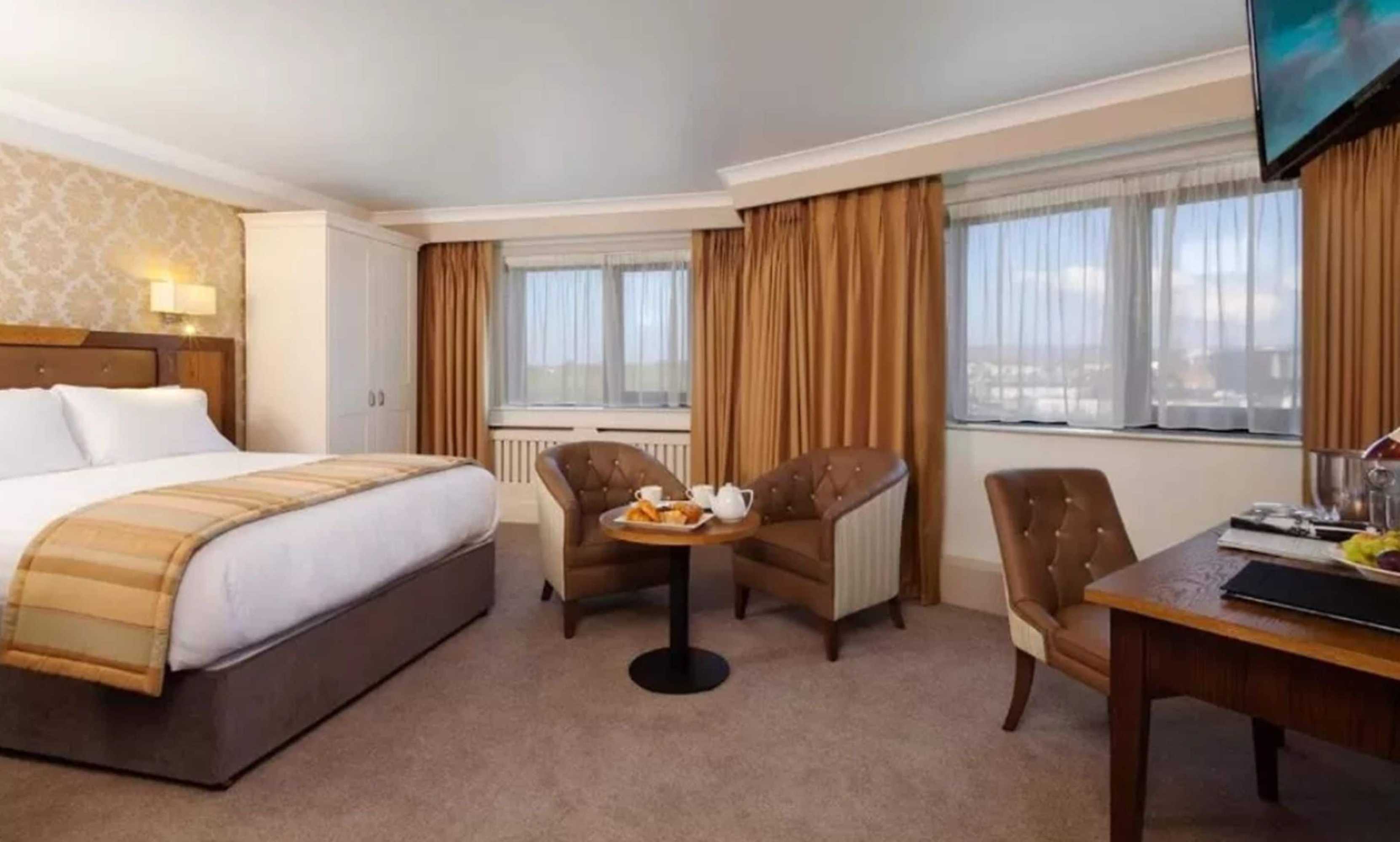 Gift card for Limerick City Hotel Gift card for Limerick City Hotel