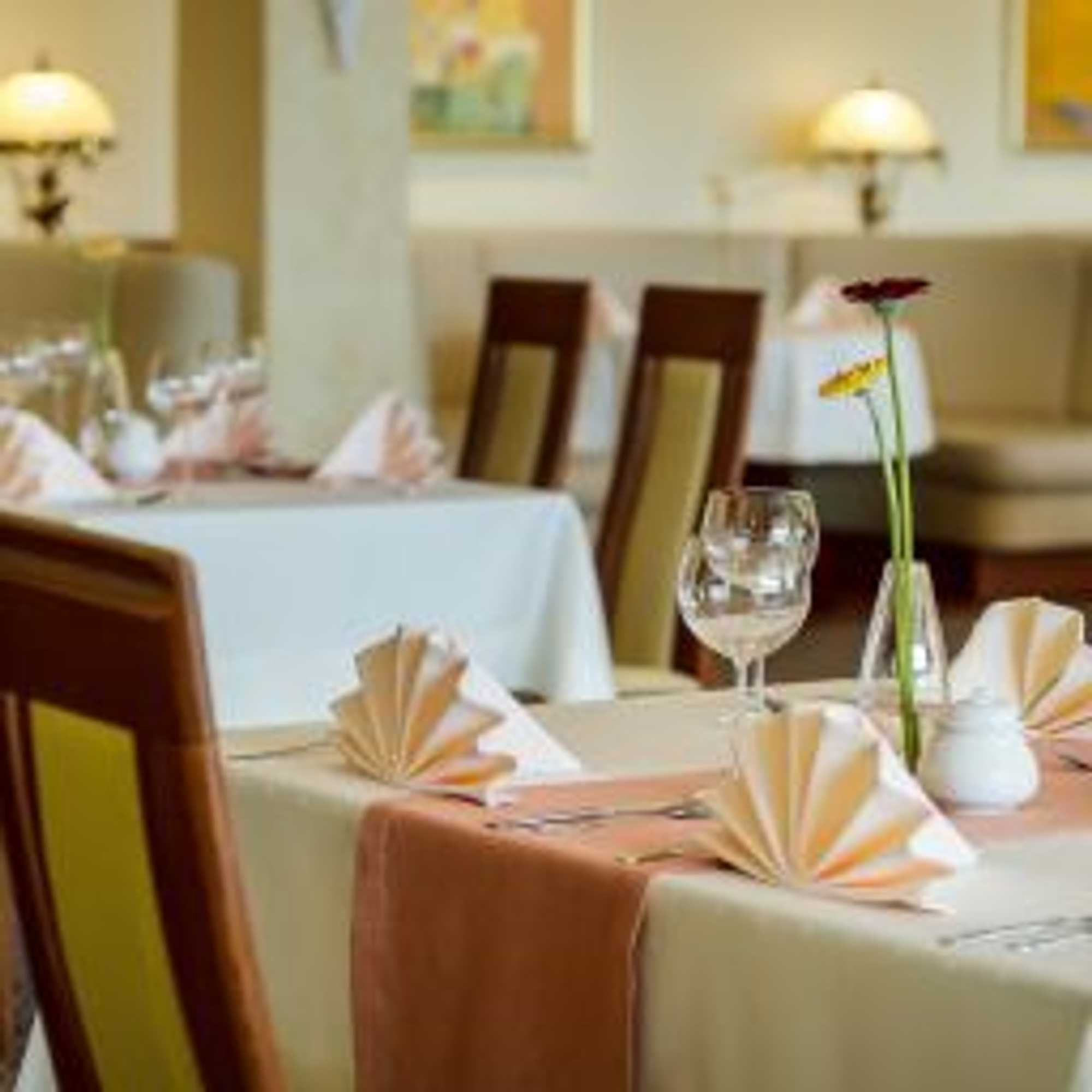 Gift card for Bialy Dom Henlex Restauracja Hotel Gift card for Bialy Dom Henlex Restauracja Hotel