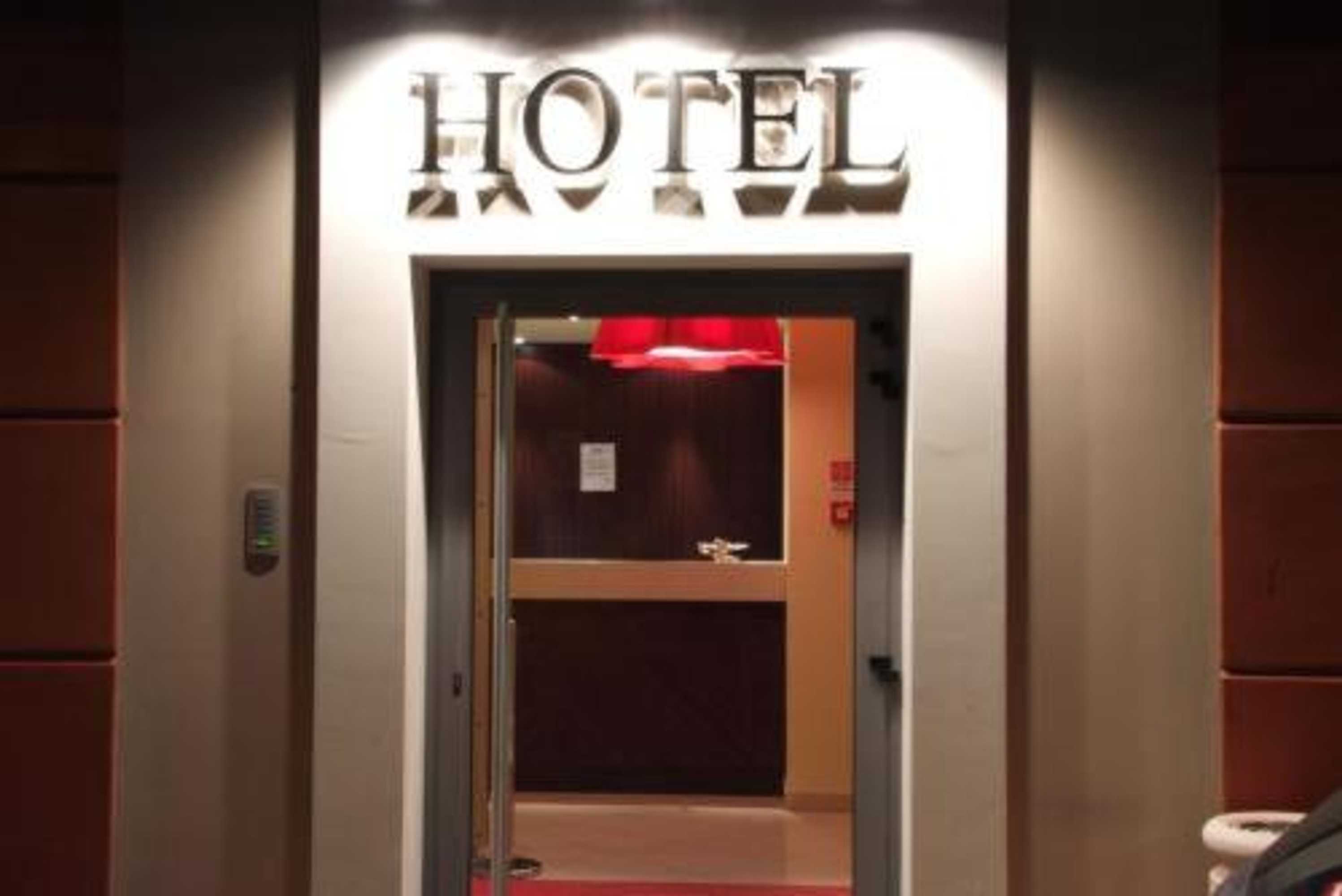 Gift card for Hotel Touring
