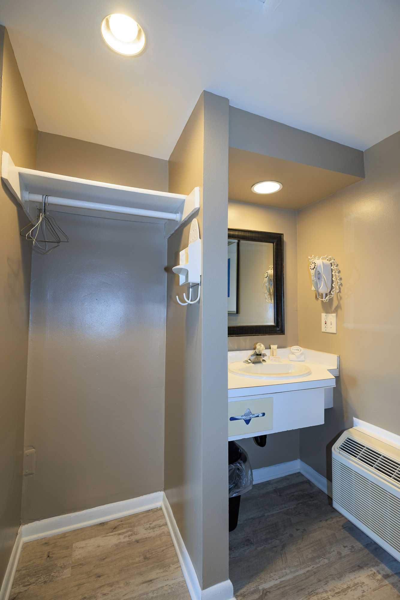 Gift card for The White Sands Oceanfront Resort & Spa