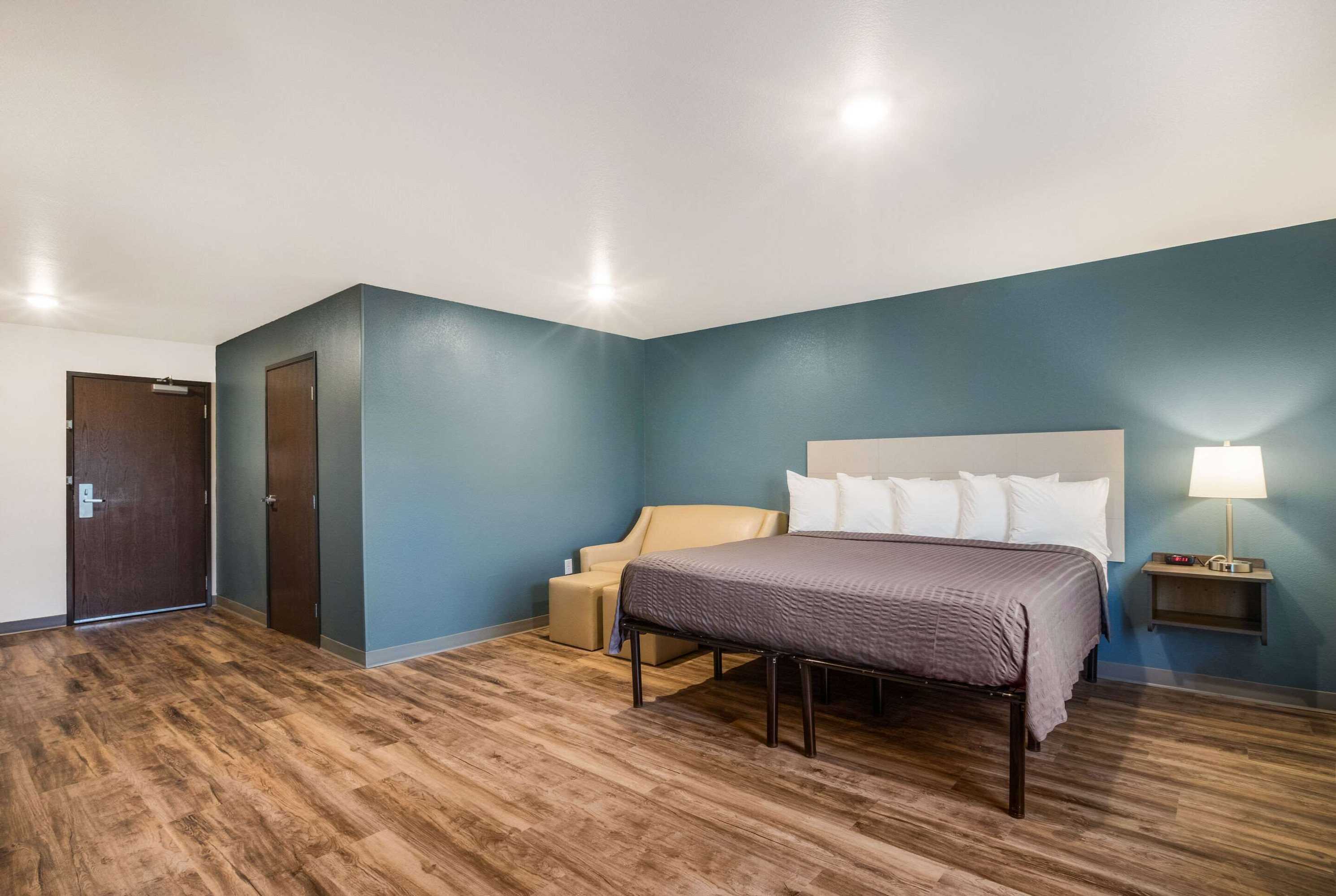 Gift card for Woodspring Suites Atlanta Newnan Gift card for Woodspring Suites Atlanta Newnan