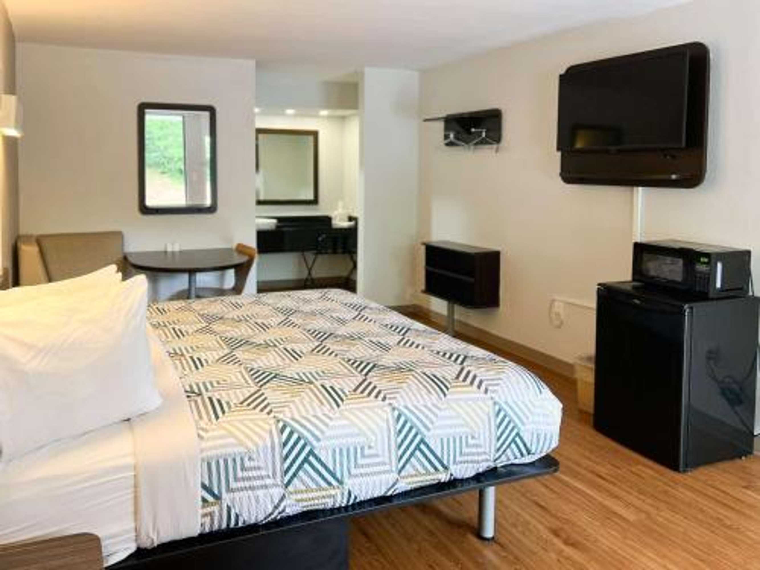 Gift card for Motel 6 Newnan, GA Gift card for Motel 6 Newnan, GA