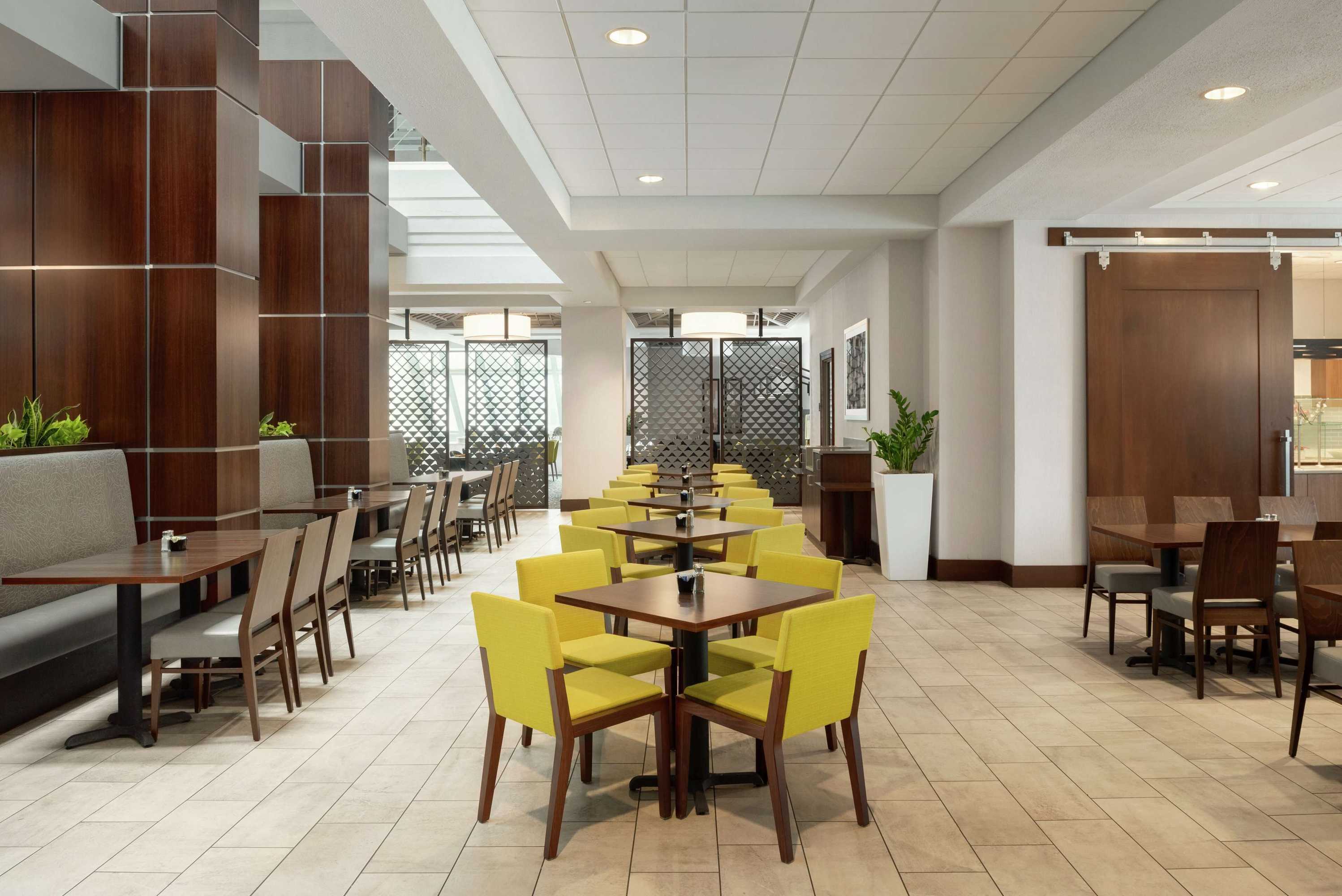Gift card for Embassy Suites by Hilton Indianapolis Downtown Gift card for Embassy Suites by Hilton Indianapolis Downtown