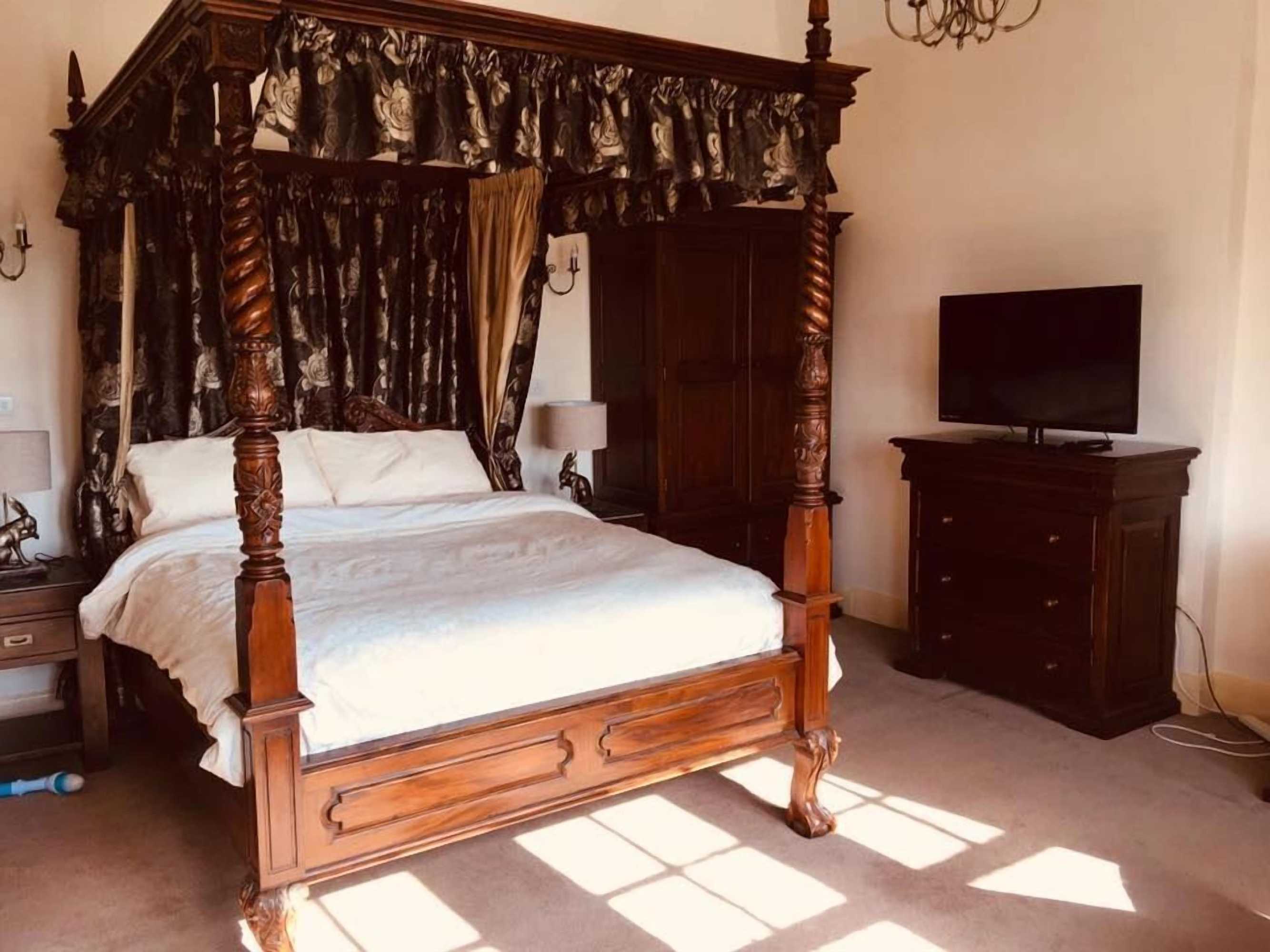 Gift card for Brass Castle Country House Accommodation Gift card for Brass Castle Country House Accommodation