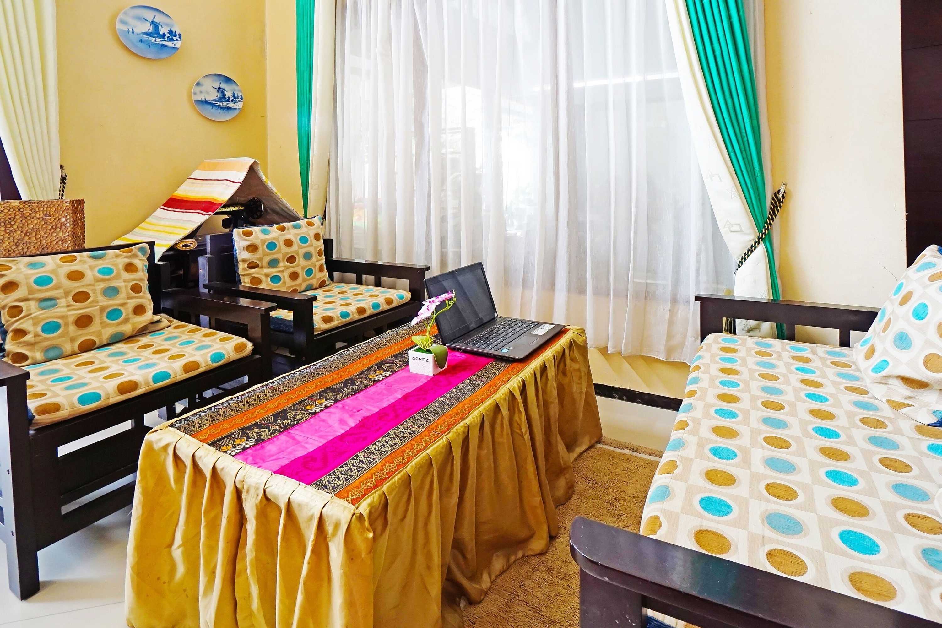 Gift card for Oyo Life 91551 Gwen Syariah Homestay Gift card for Oyo Life 91551 Gwen Syariah Homestay