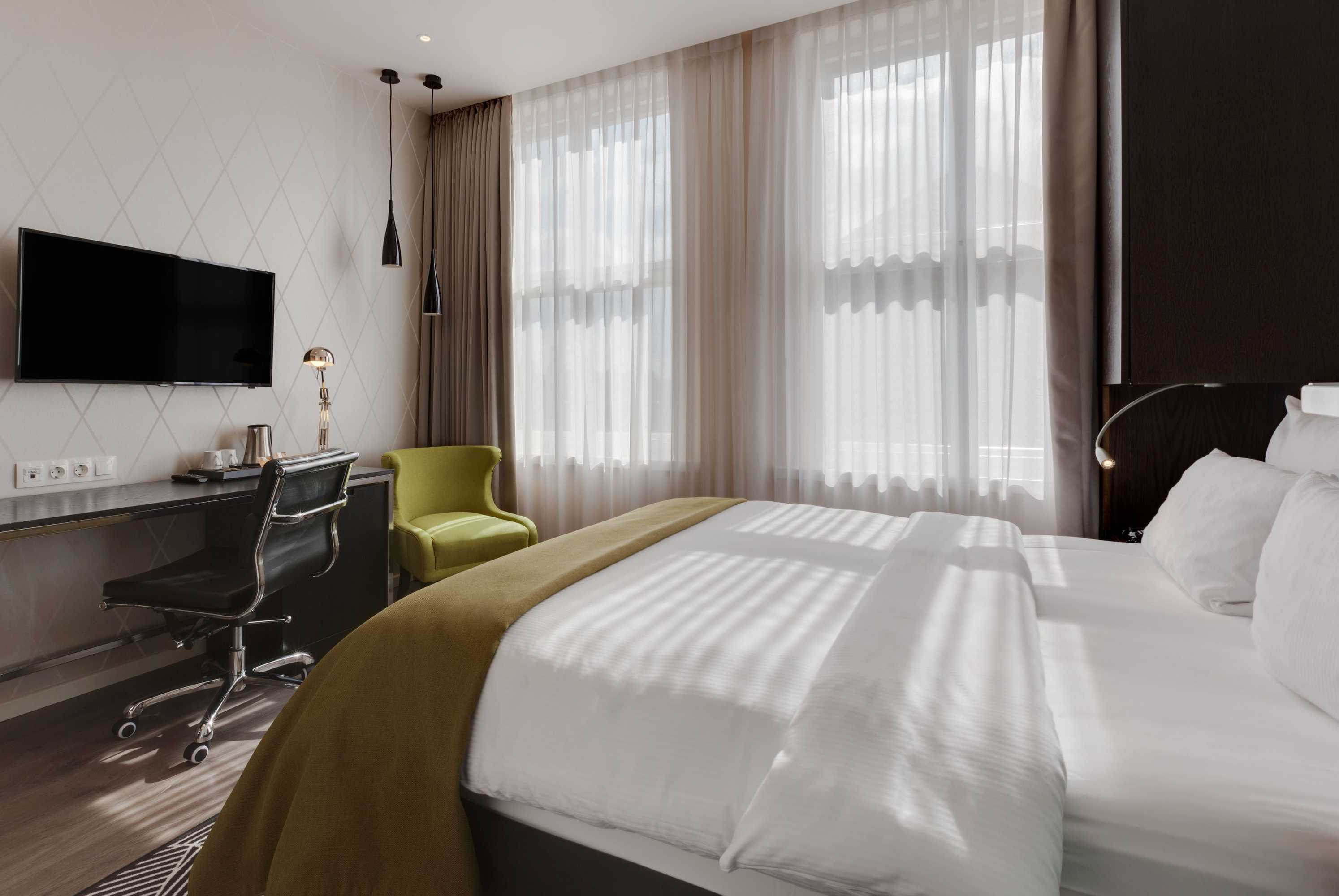 Gift card for Holiday Inn Dresden - Am Zwinger by Ihg Gift card for Holiday Inn Dresden - Am Zwinger by Ihg