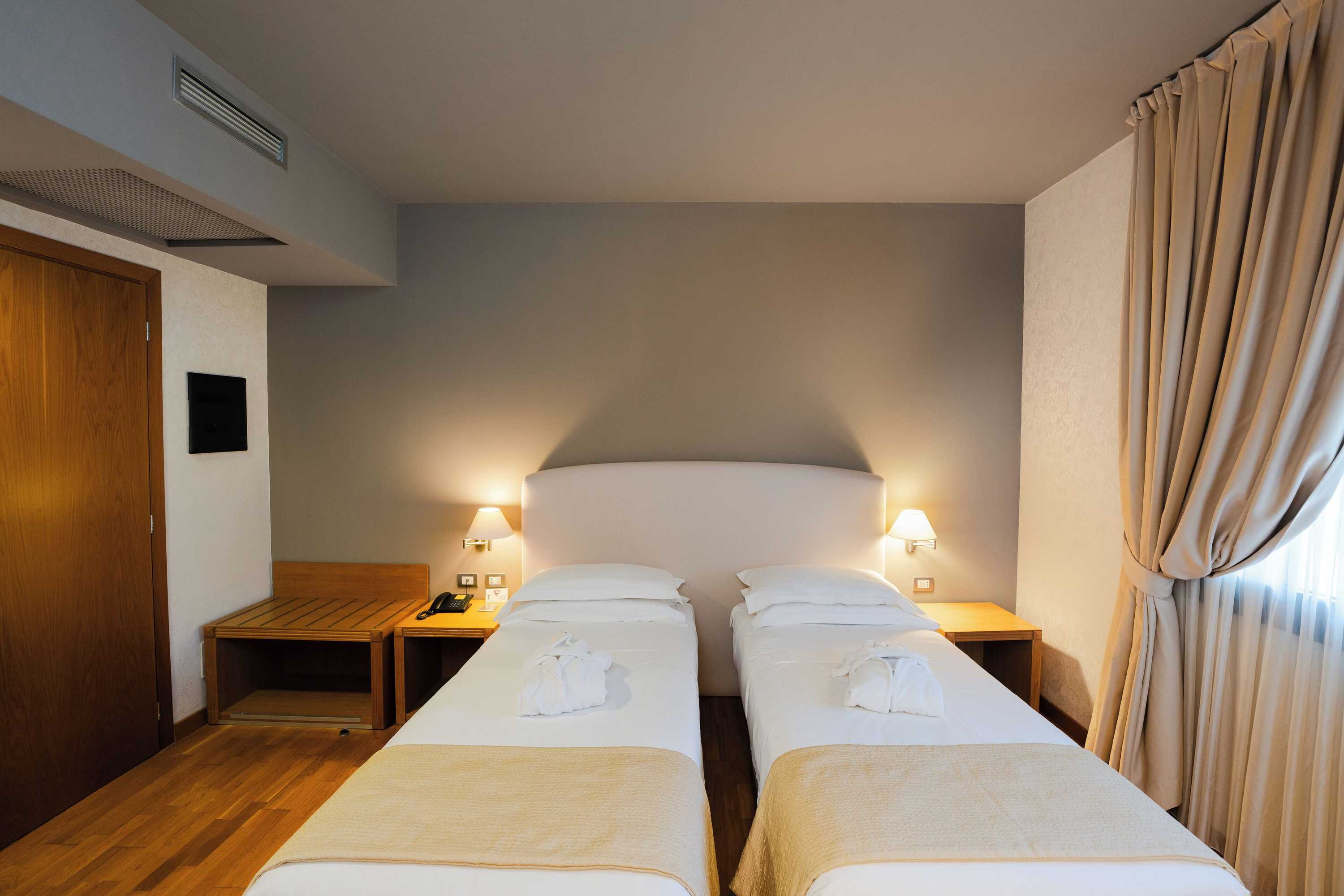 Gift card for Hotel Touring