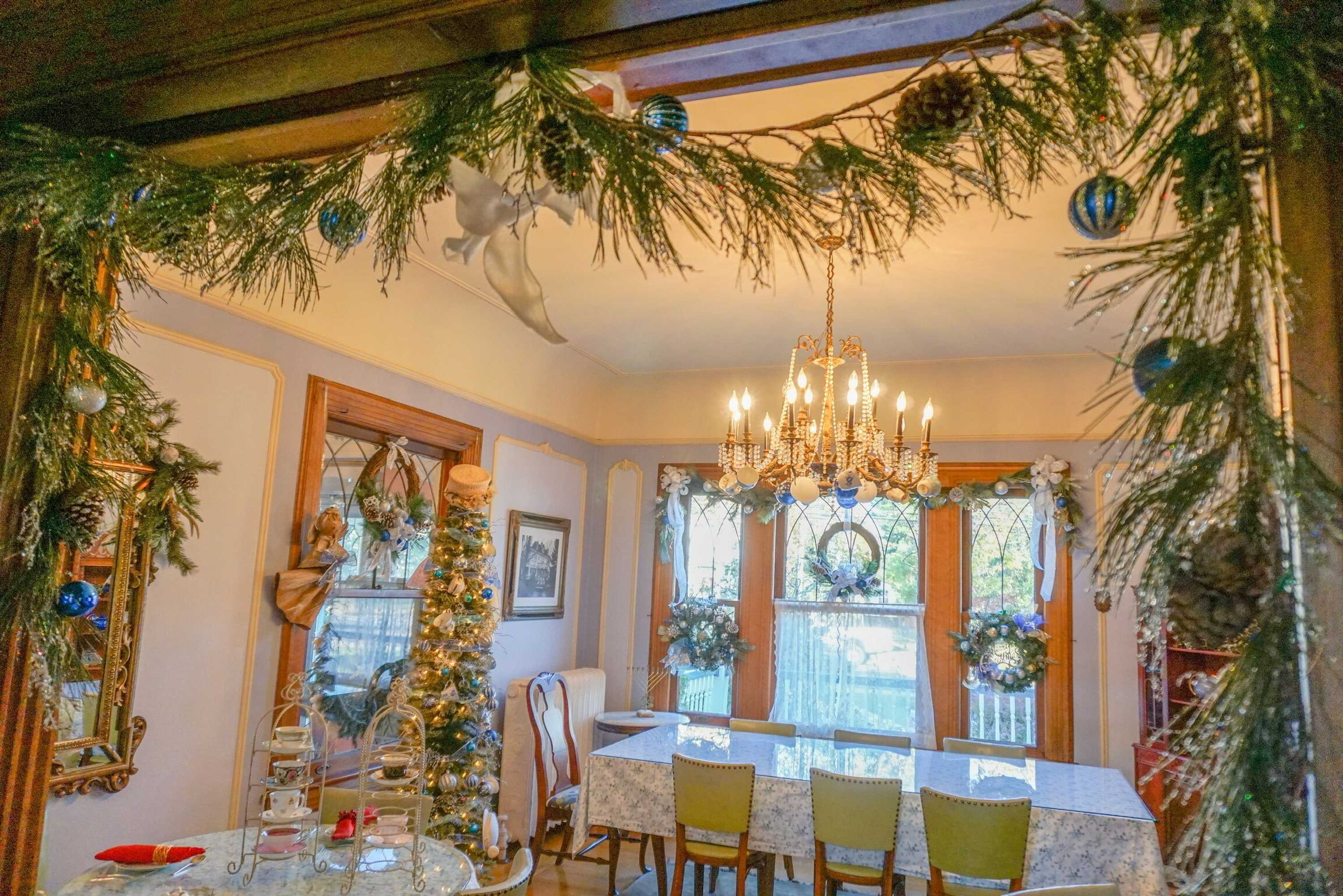 Gift card for Mathis House, A Victorian Bed & Breakfast And Tea Room at 600 Main Gift card for Mathis House, A Victorian Bed & Breakfast And Tea Room at 600 Main