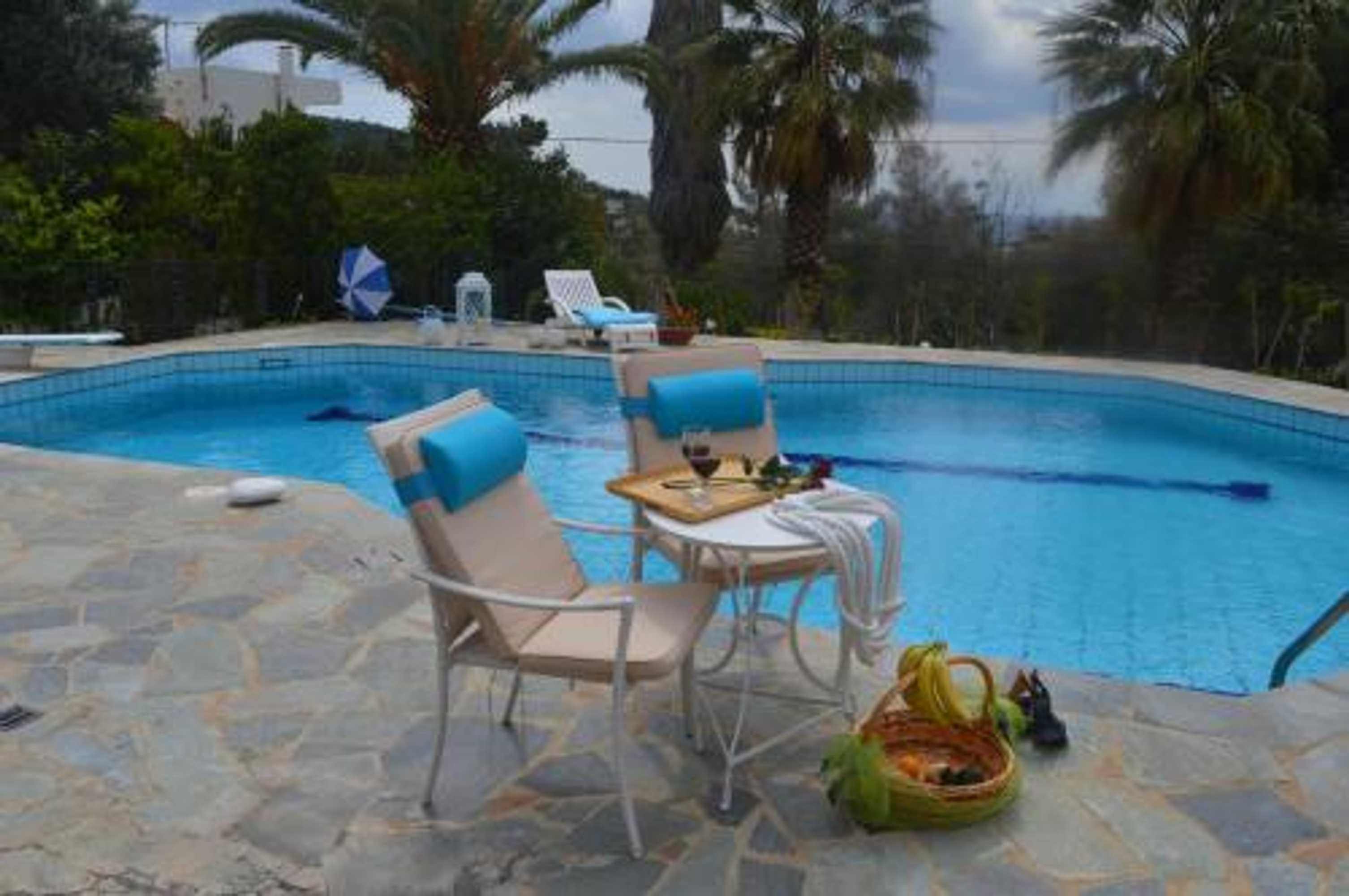 Gift card for Luxury Villa Suites Lagonissi Gift card for Luxury Villa Suites Lagonissi