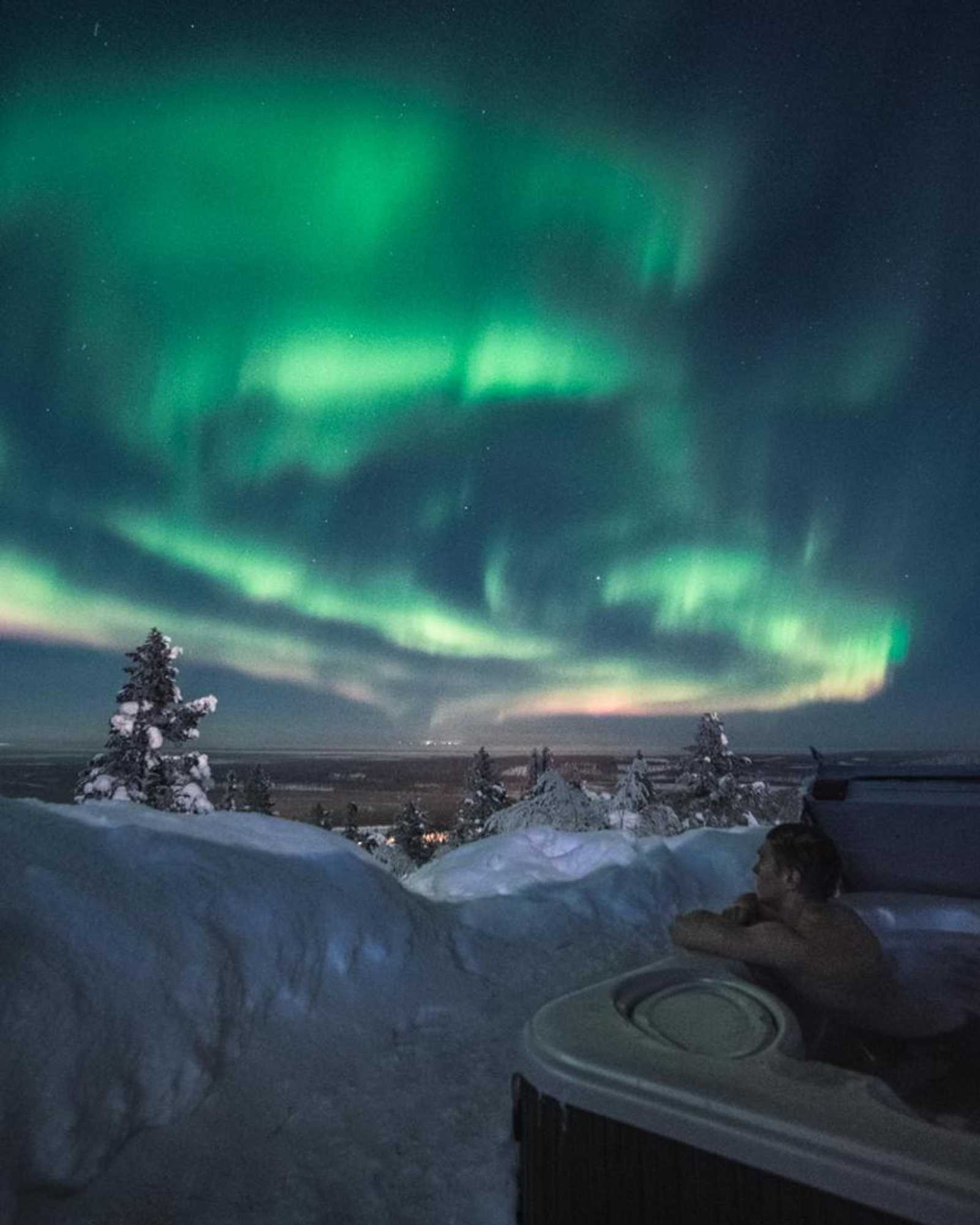 Gift card for Levin Iglut - Golden Crown Gift card for Levin Iglut - Golden Crown