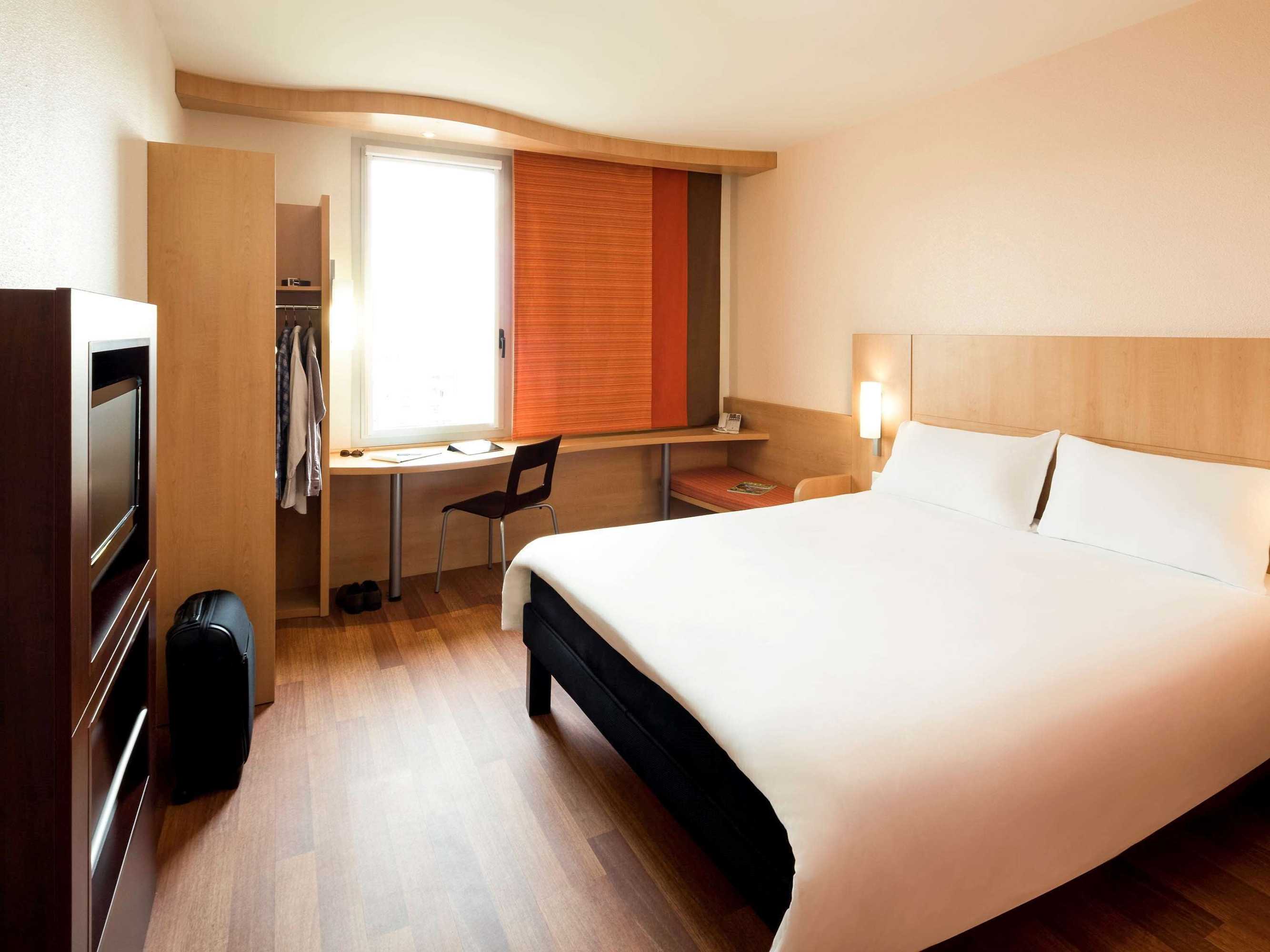Gift card for Ibis Barcelona Santa Coloma Gift card for Ibis Barcelona Santa Coloma