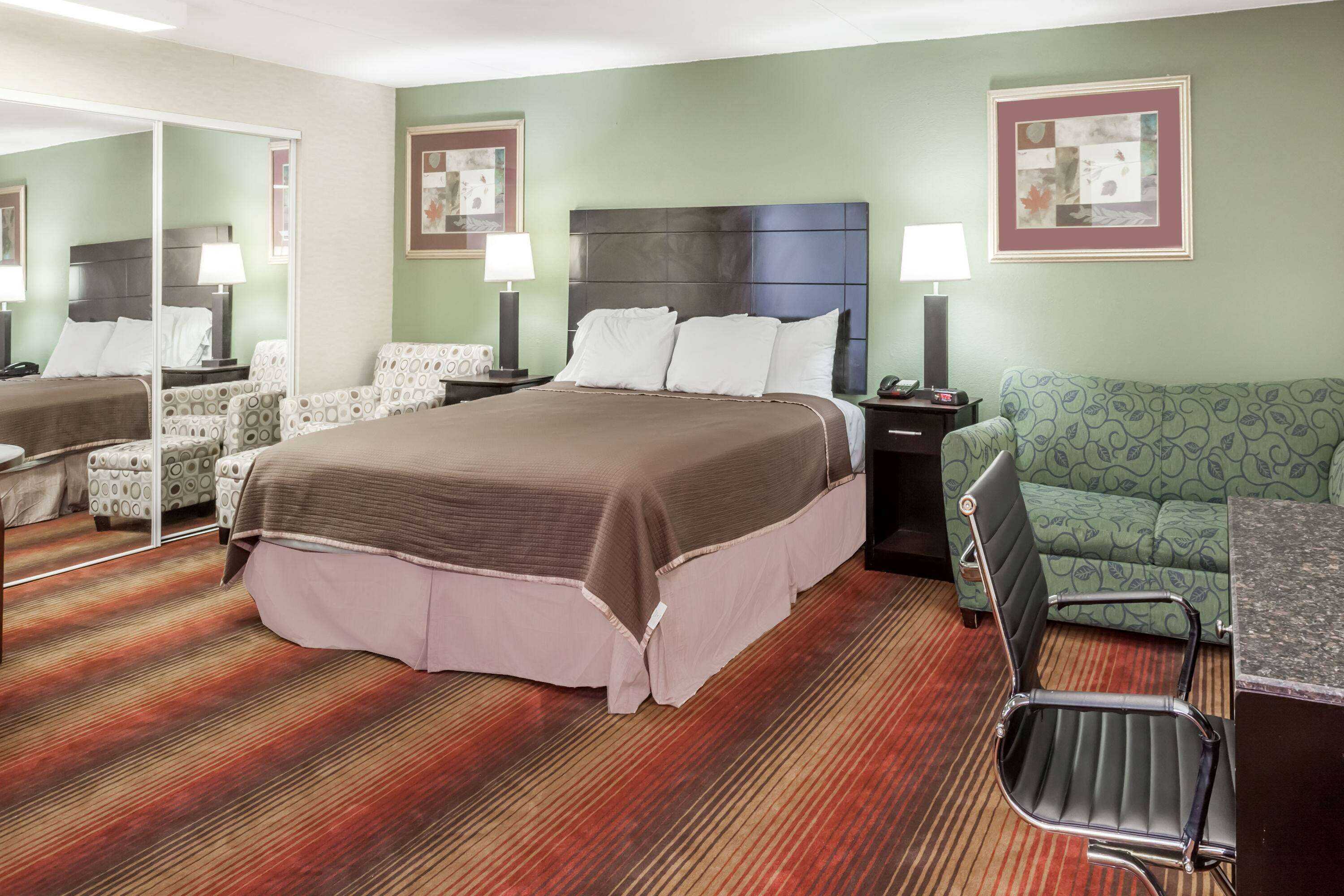 Gift card for Howard Johnson Hotel by Wyndham Newark Airport Gift card for Howard Johnson Hotel by Wyndham Newark Airport