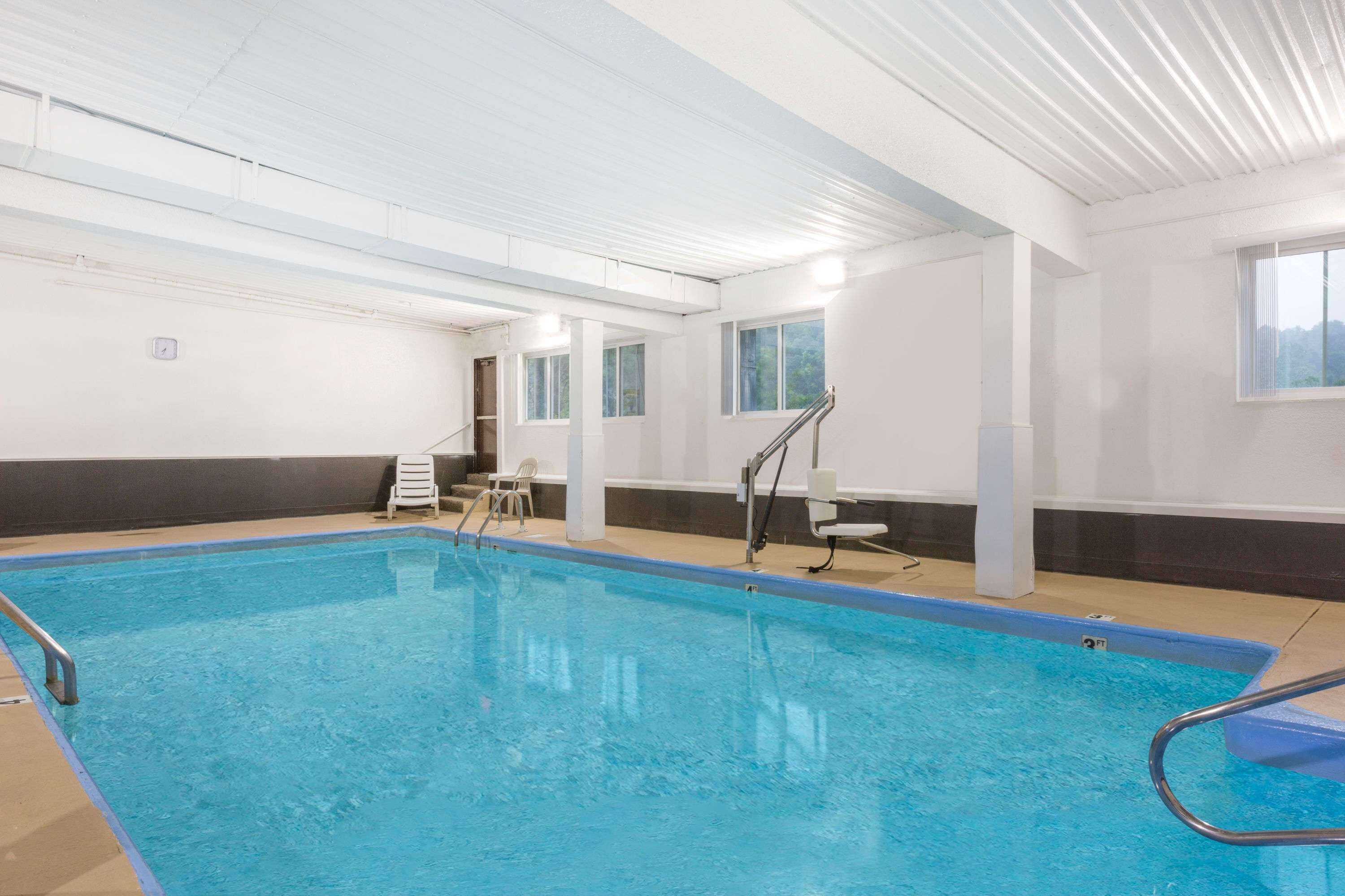 Gift card for Days Inn & Suites by Wyndham Bridgeport - Clarksburg Gift card for Days Inn & Suites by Wyndham Bridgeport - Clarksburg