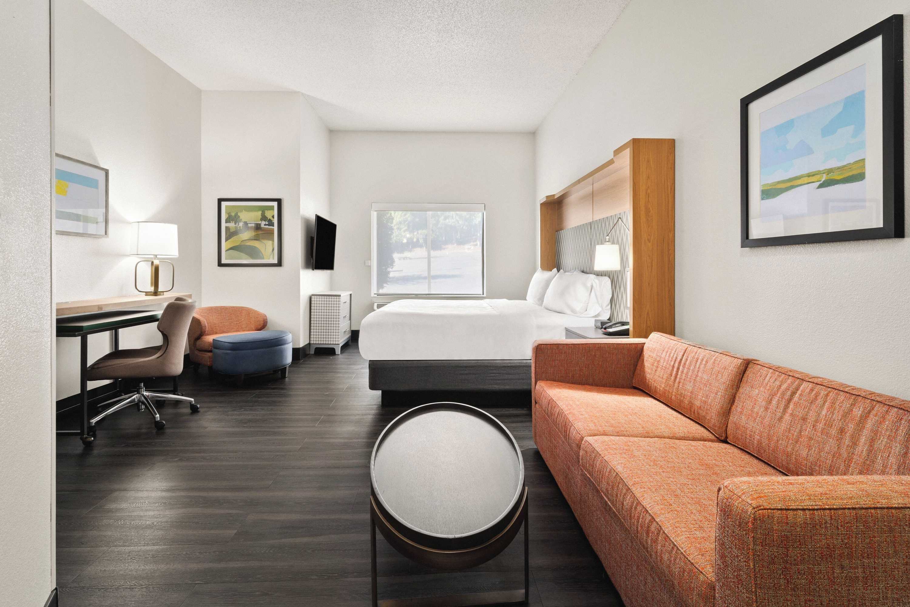 Gift card for Holiday Inn & Suites Bothell by Ihg Gift card for Holiday Inn & Suites Bothell by Ihg
