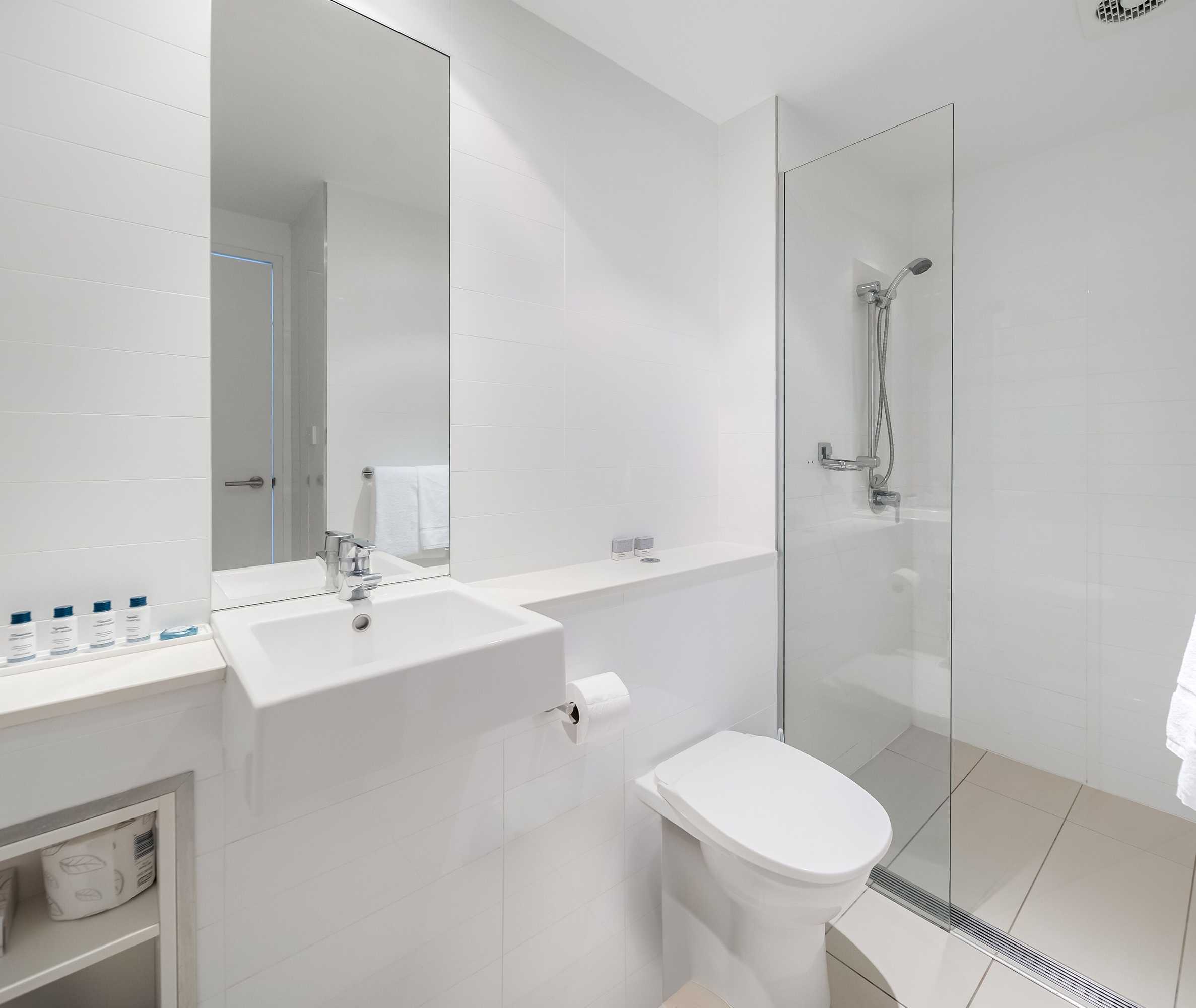 Gift card for Oaks Nelson Bay Lure Suites