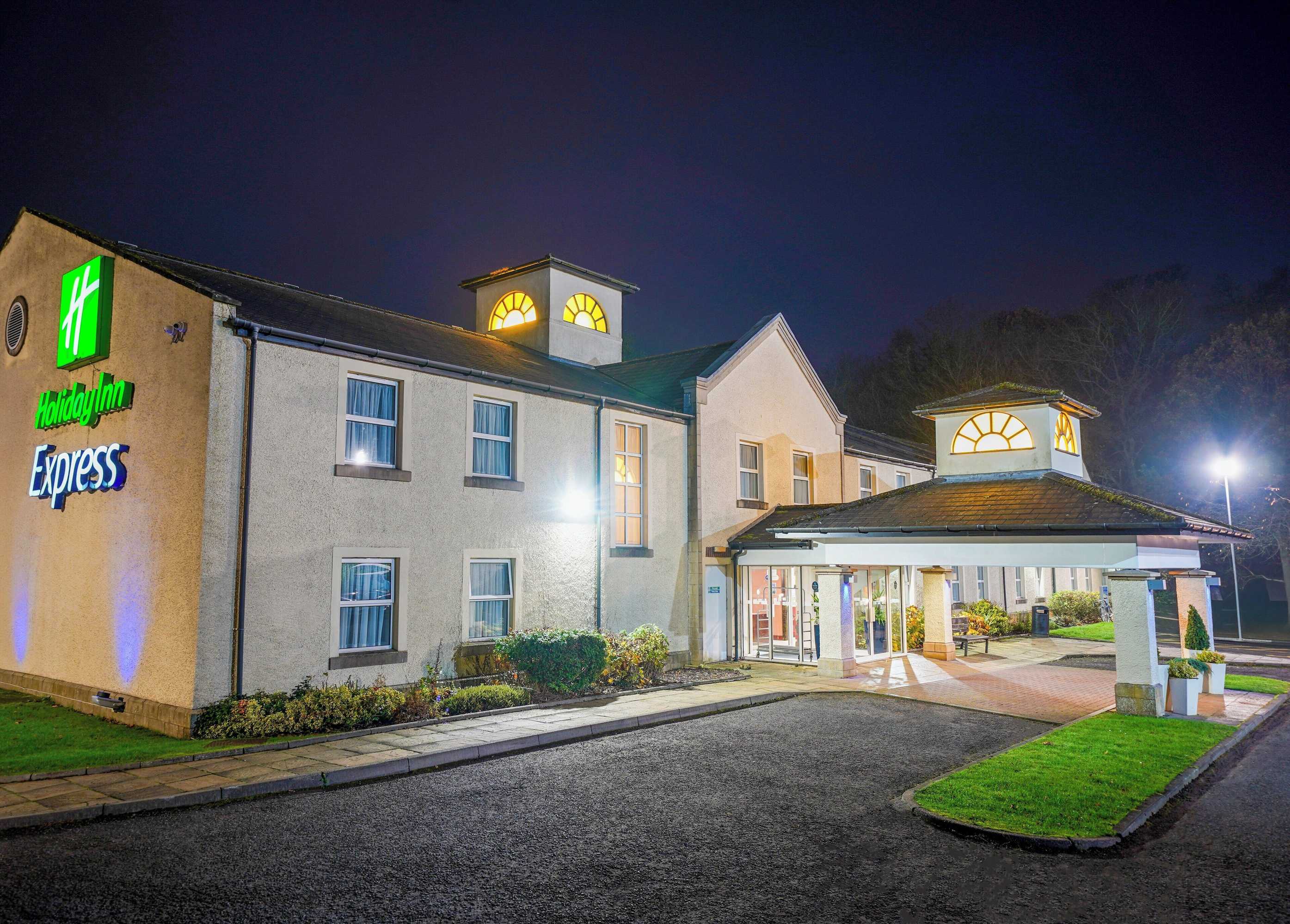 Gift card for Holiday Inn Express Glenrothes by Ihg Gift card for Holiday Inn Express Glenrothes by Ihg