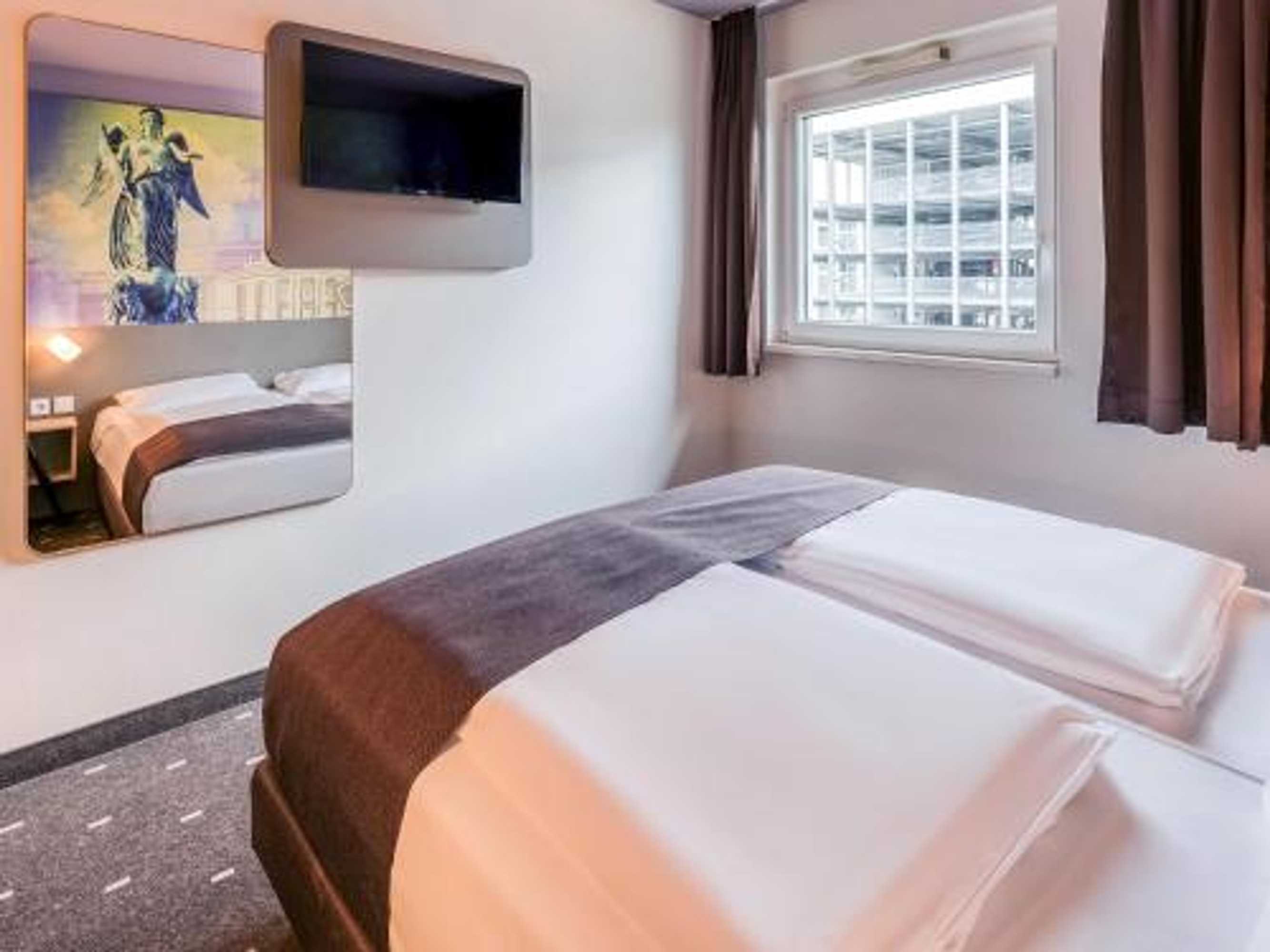 Gift card for B&b Hotel Stuttgart-Vaihingen Gift card for B&b Hotel Stuttgart-Vaihingen