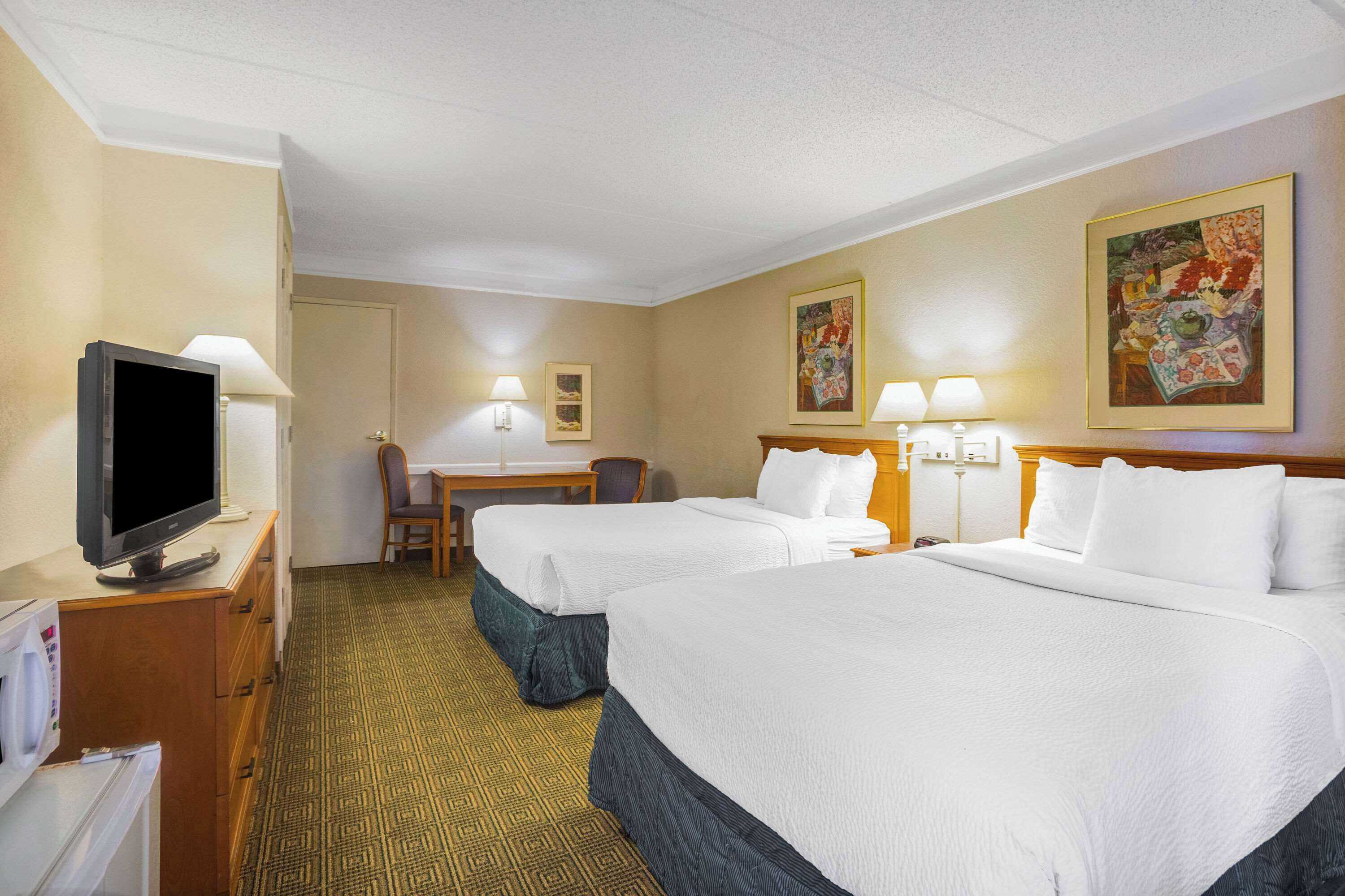Gift card for Super 8 by Wyndham Eagle Pass Gift card for Super 8 by Wyndham Eagle Pass