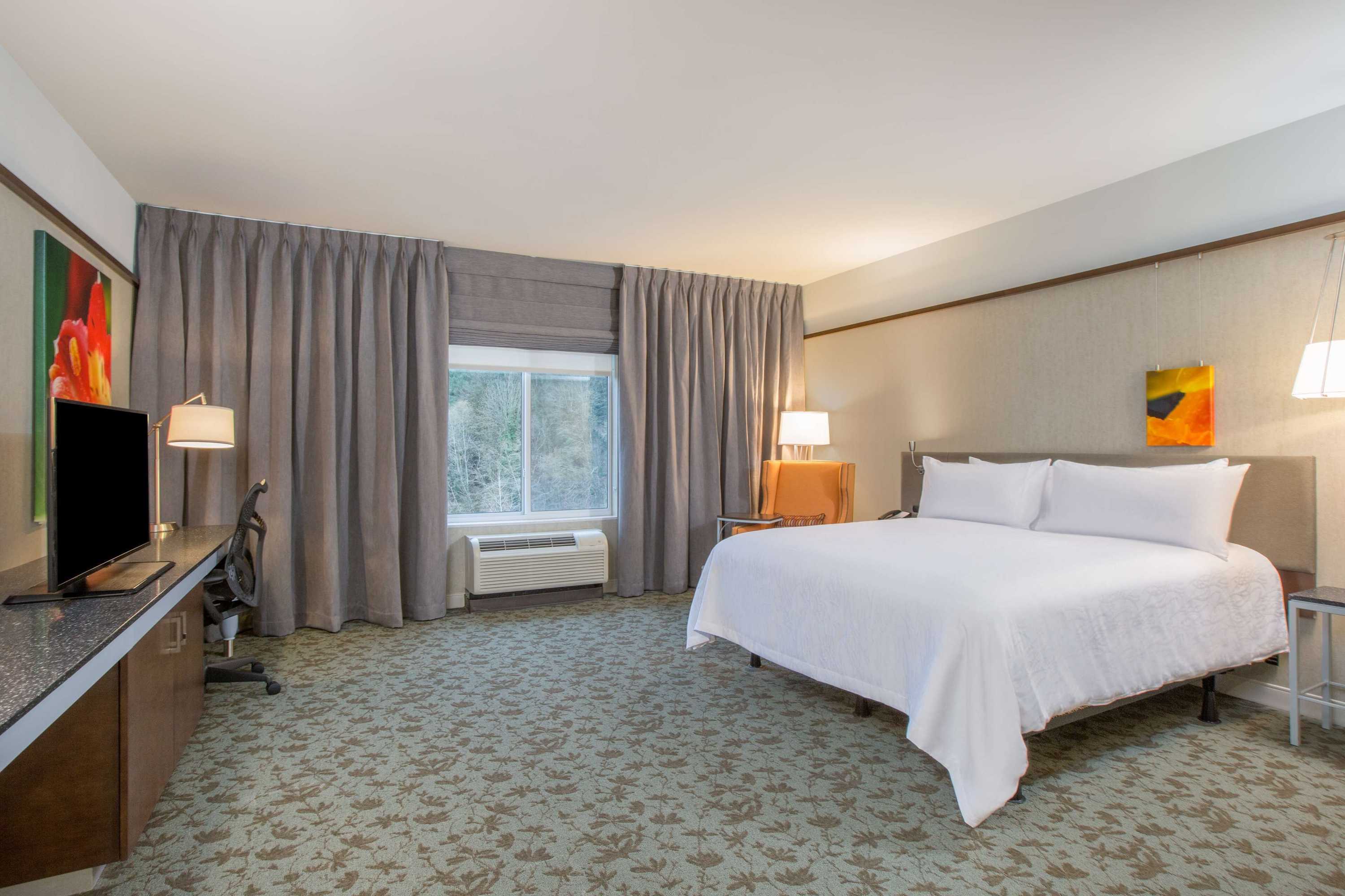 Gift card for Hilton Garden Inn Olympia Gift card for Hilton Garden Inn Olympia