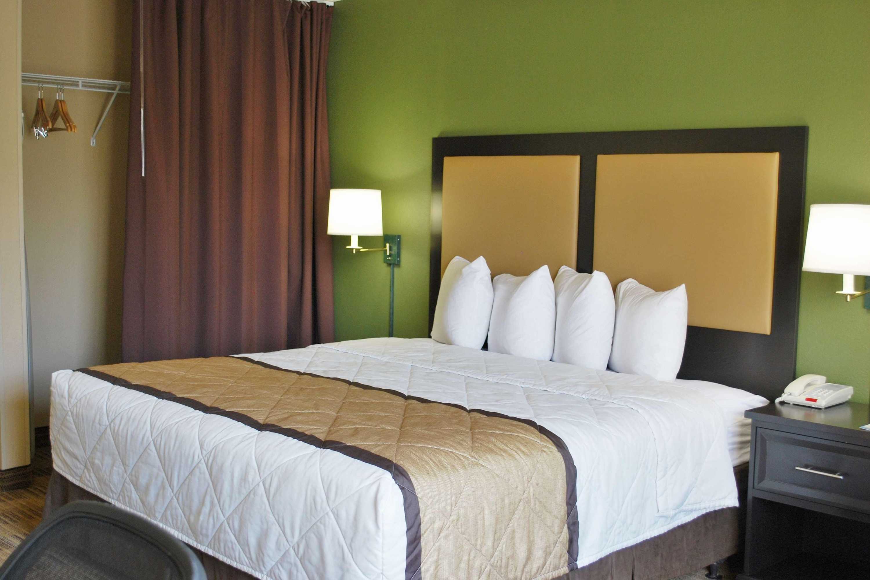 Gift card for Extended Stay America Suites Milwaukee Brookfield Gift card for Extended Stay America Suites Milwaukee Brookfield