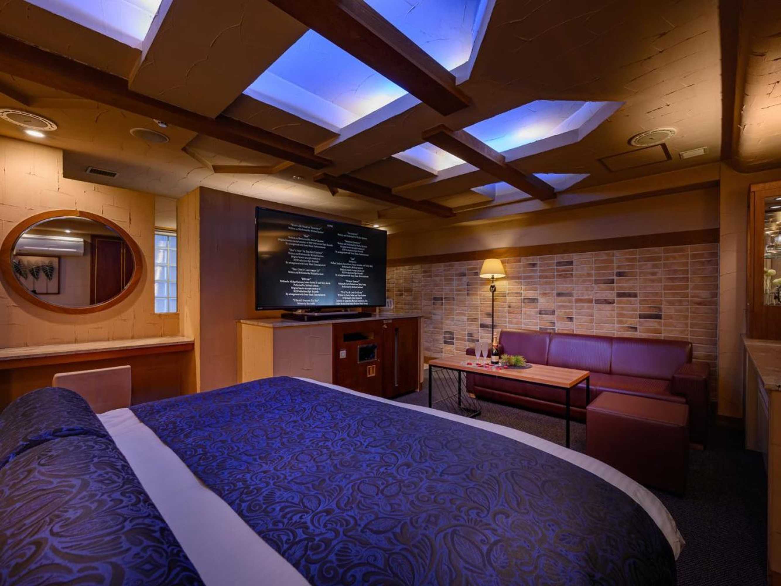 Gift card for Water Hotel Mw (love Hotel)