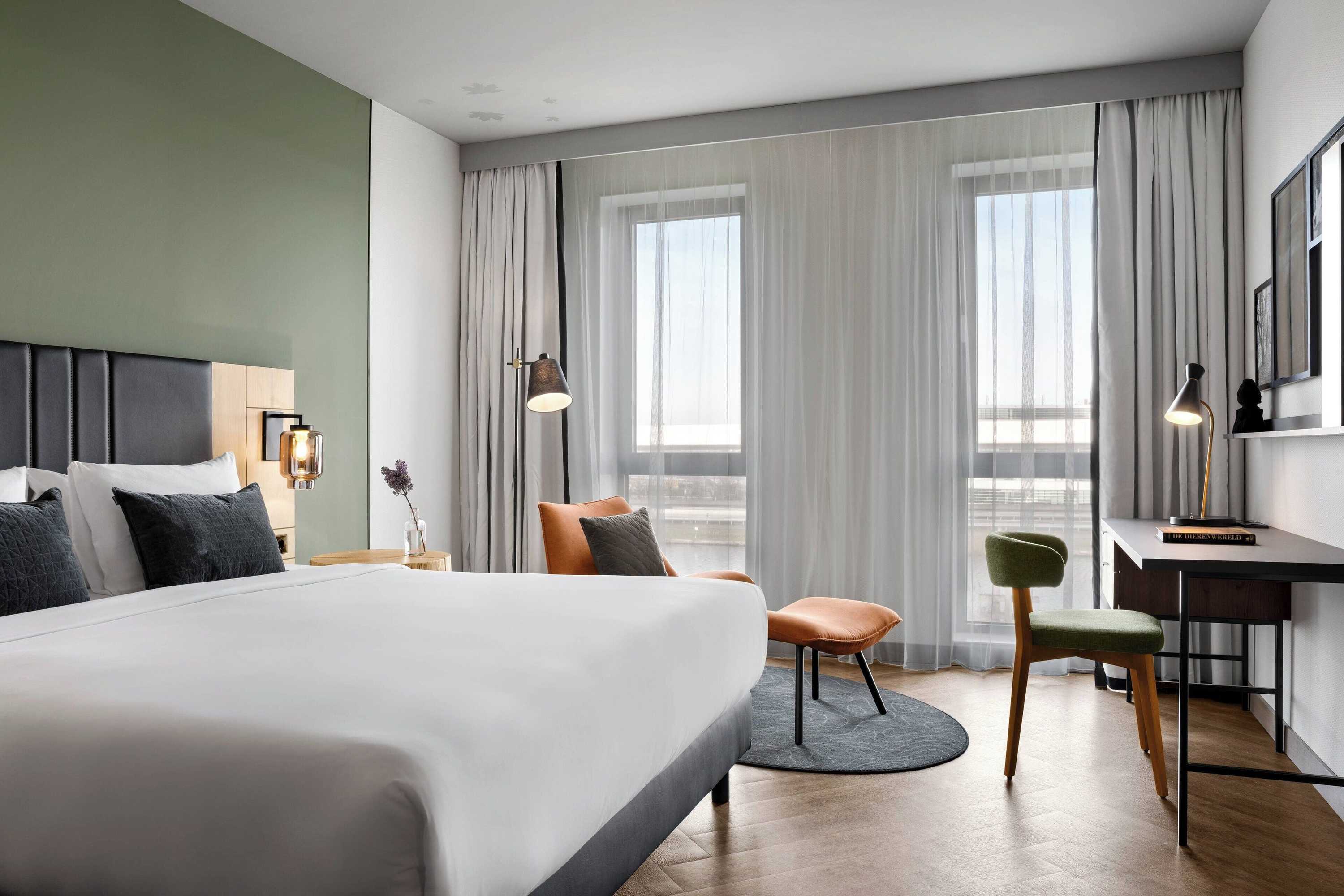 Gift card for Renaissance Amsterdam Schiphol Airport Hotel Gift card for Renaissance Amsterdam Schiphol Airport Hotel