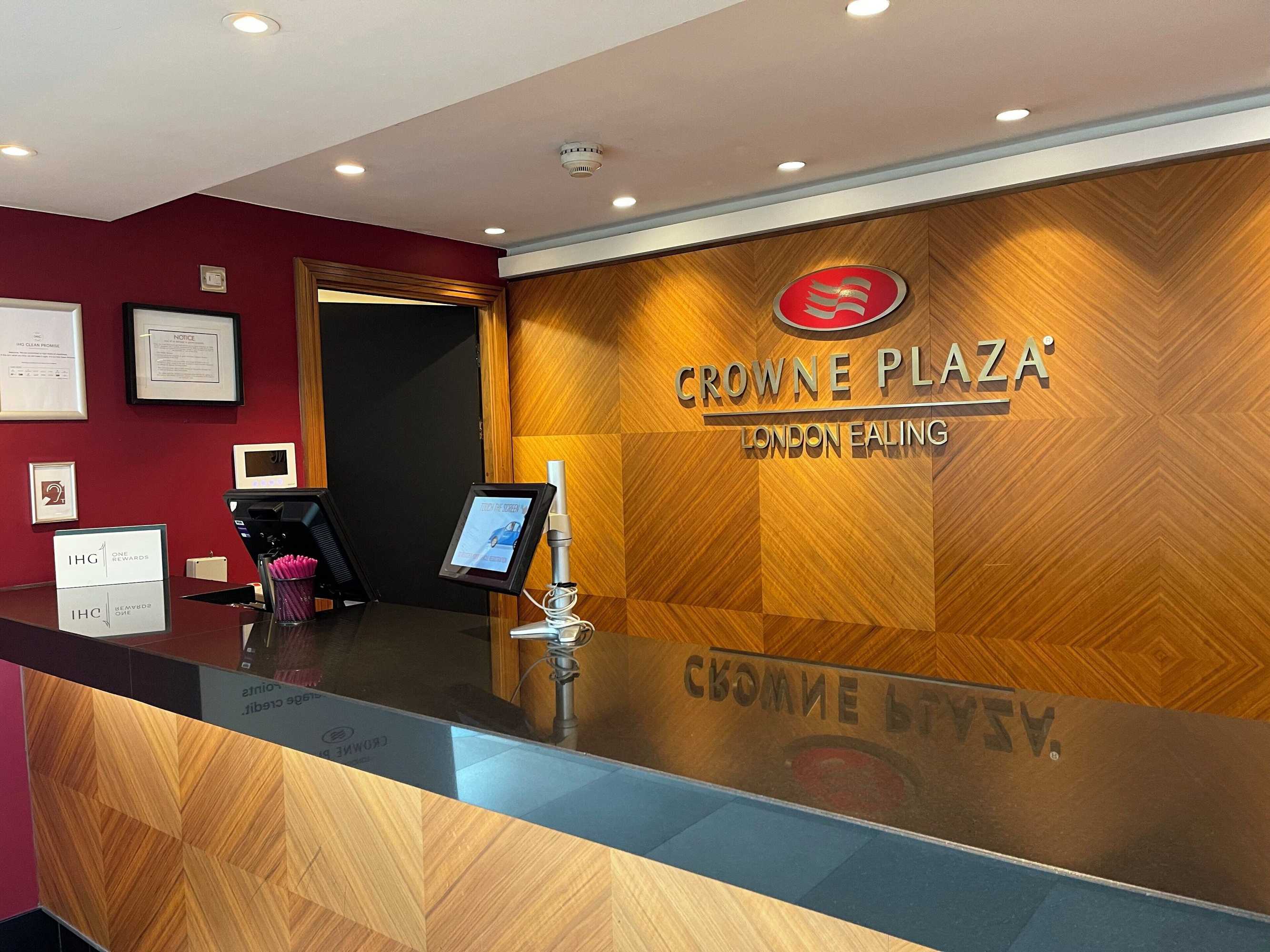 Gift card for Crowne Plaza London Ealing by Ihg Gift card for Crowne Plaza London Ealing by Ihg