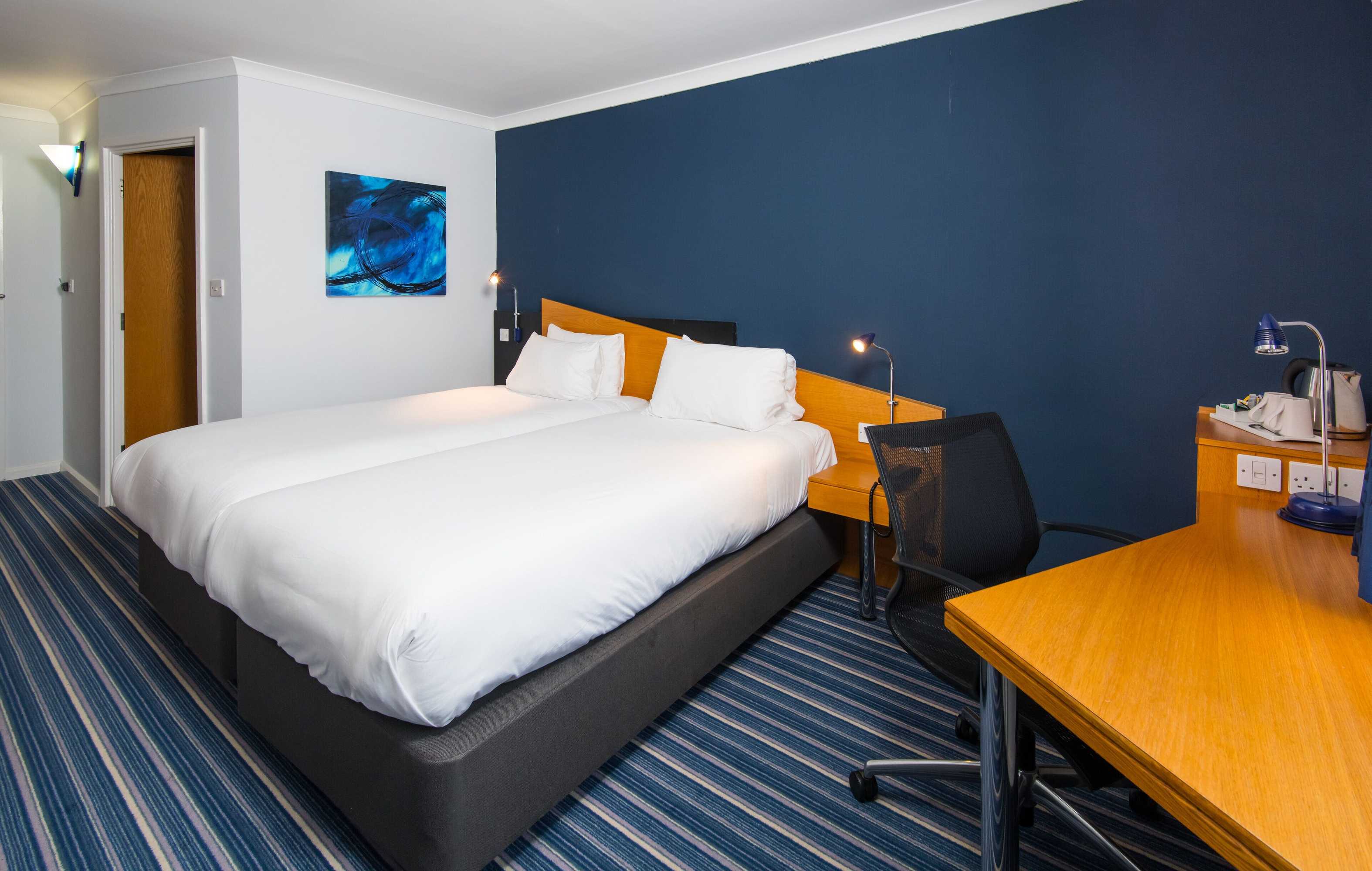 Gift card for Holiday Inn Express Manchester East by Ihg Gift card for Holiday Inn Express Manchester East by Ihg