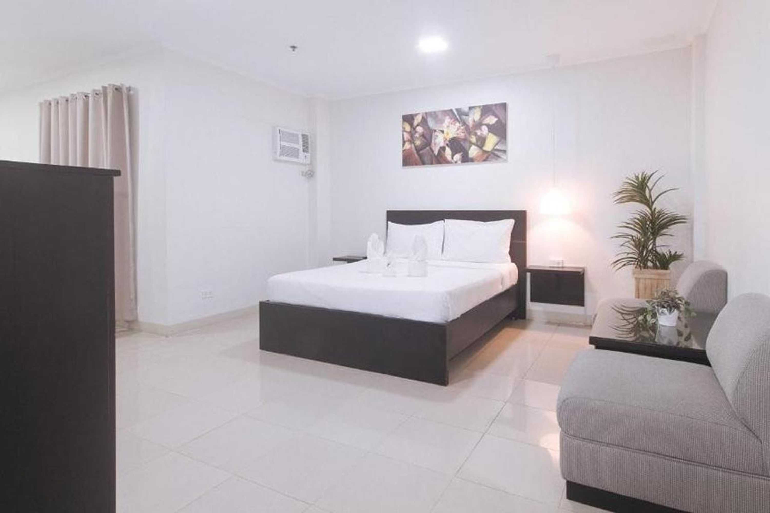 Gift card for Rooms R Us  Evangelista