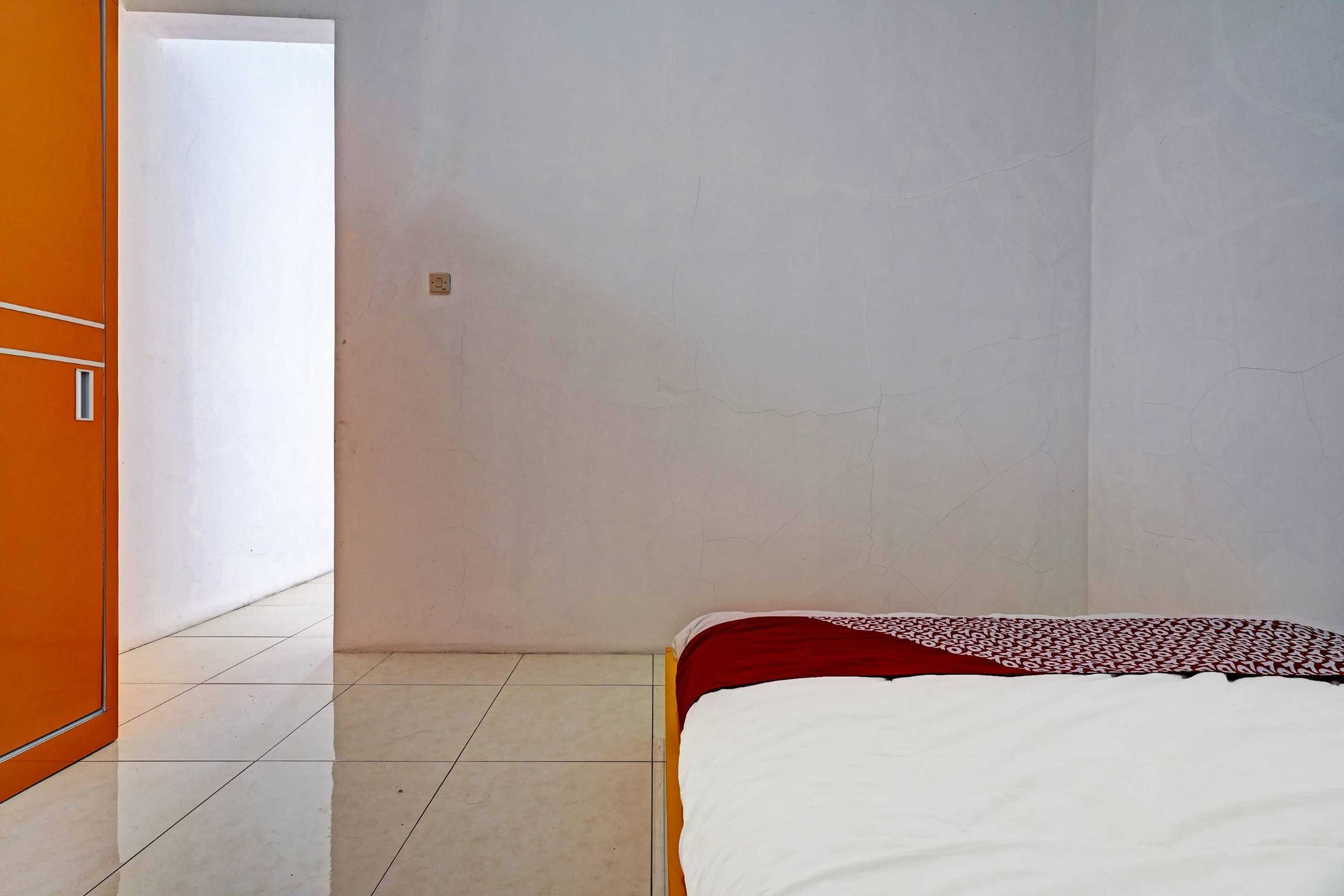 Gift card for Oyo 91329 Guest House Le-Banon Syariah Gift card for Oyo 91329 Guest House Le-Banon Syariah
