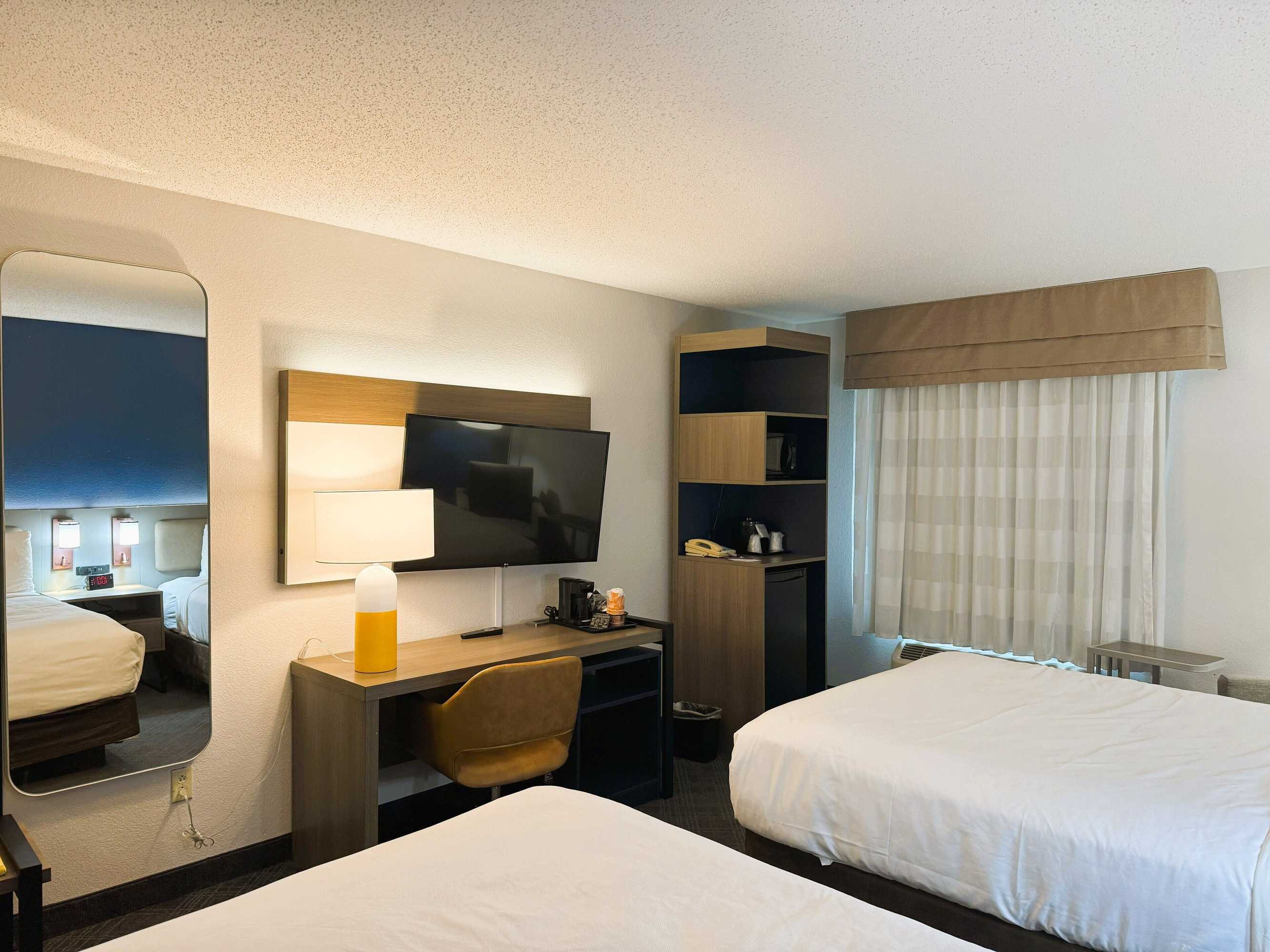 Gift card for Comfort Inn & Suites Sheboygan I-43 Gift card for Comfort Inn & Suites Sheboygan I-43