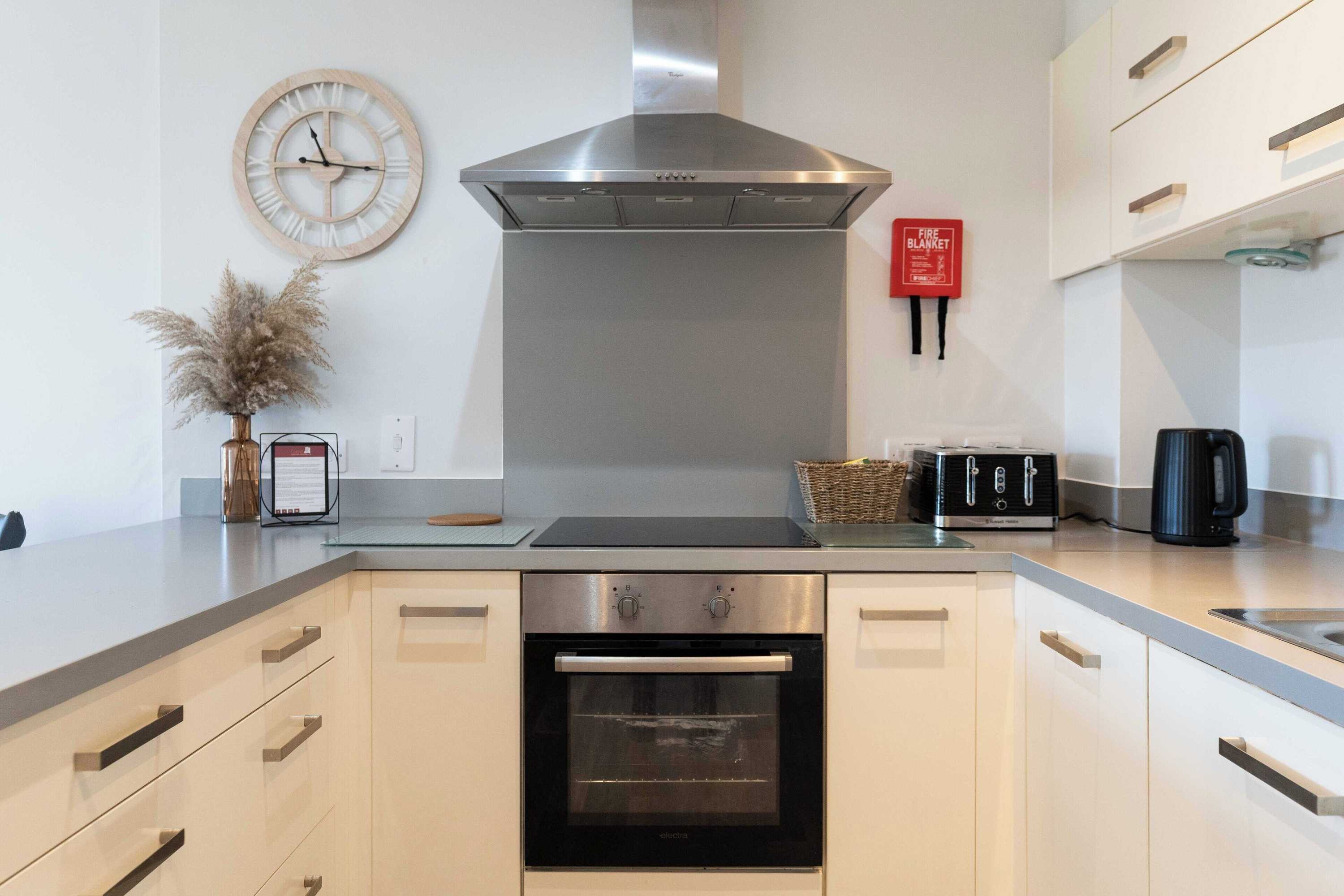 Gift card for Cotels Centro - Central Location, Parking, Fibre Wifi, Smart Tv, Fully Equipped Kitchen Gift card for Cotels Centro - Central Location, Parking, Fibre Wifi, Smart Tv, Fully Equipped Kitchen