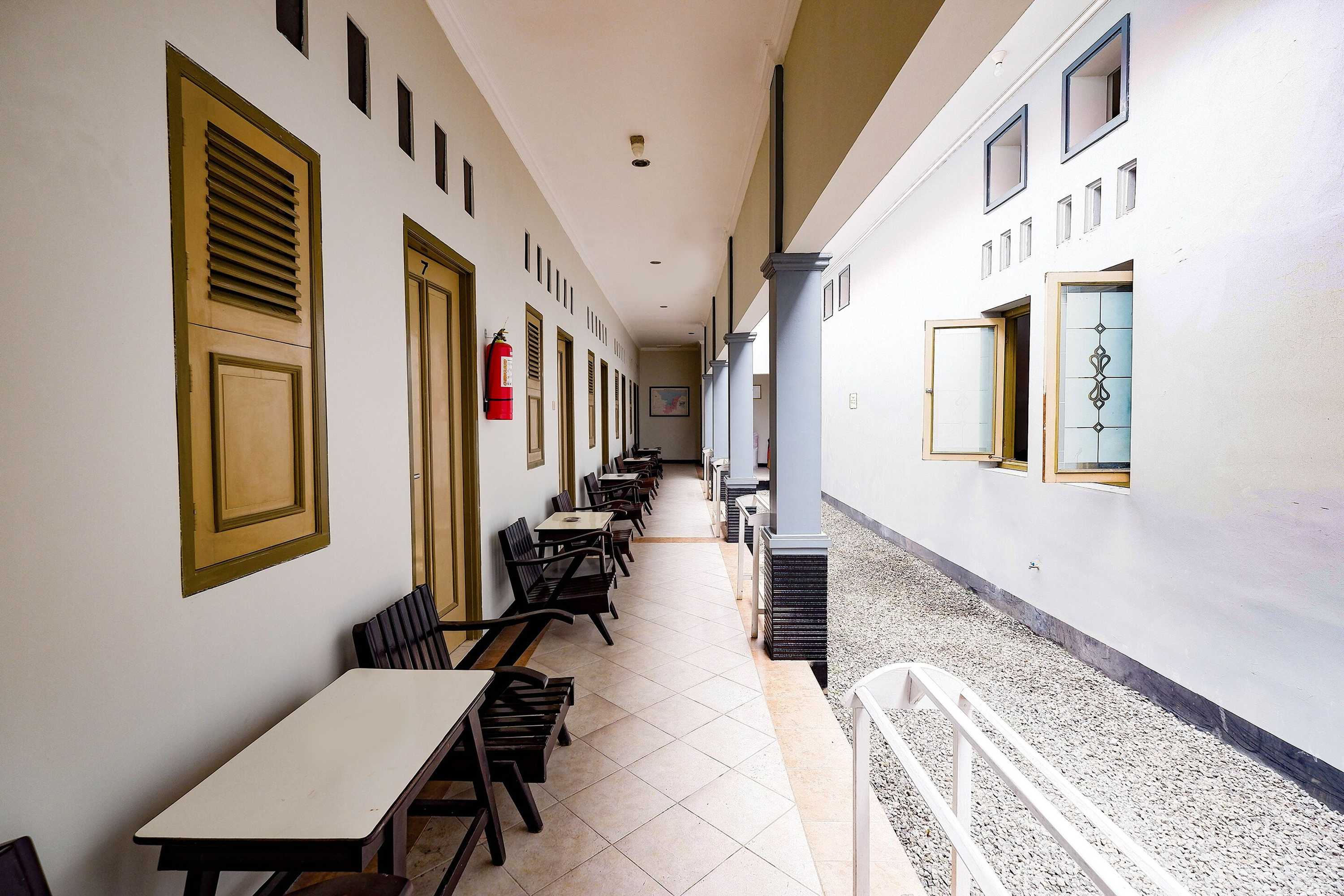 Gift card for Super Oyo 2436 Hotel Kencana