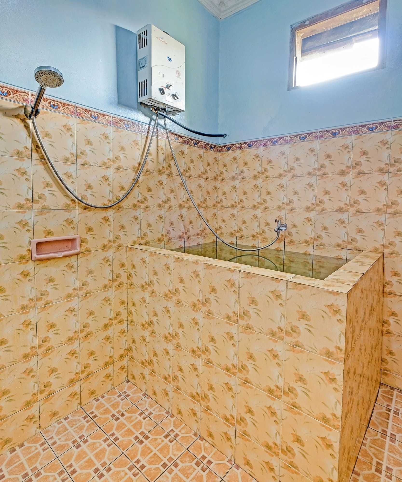 Gift card for Oyo Homes 91095 Desa Wisata Conto