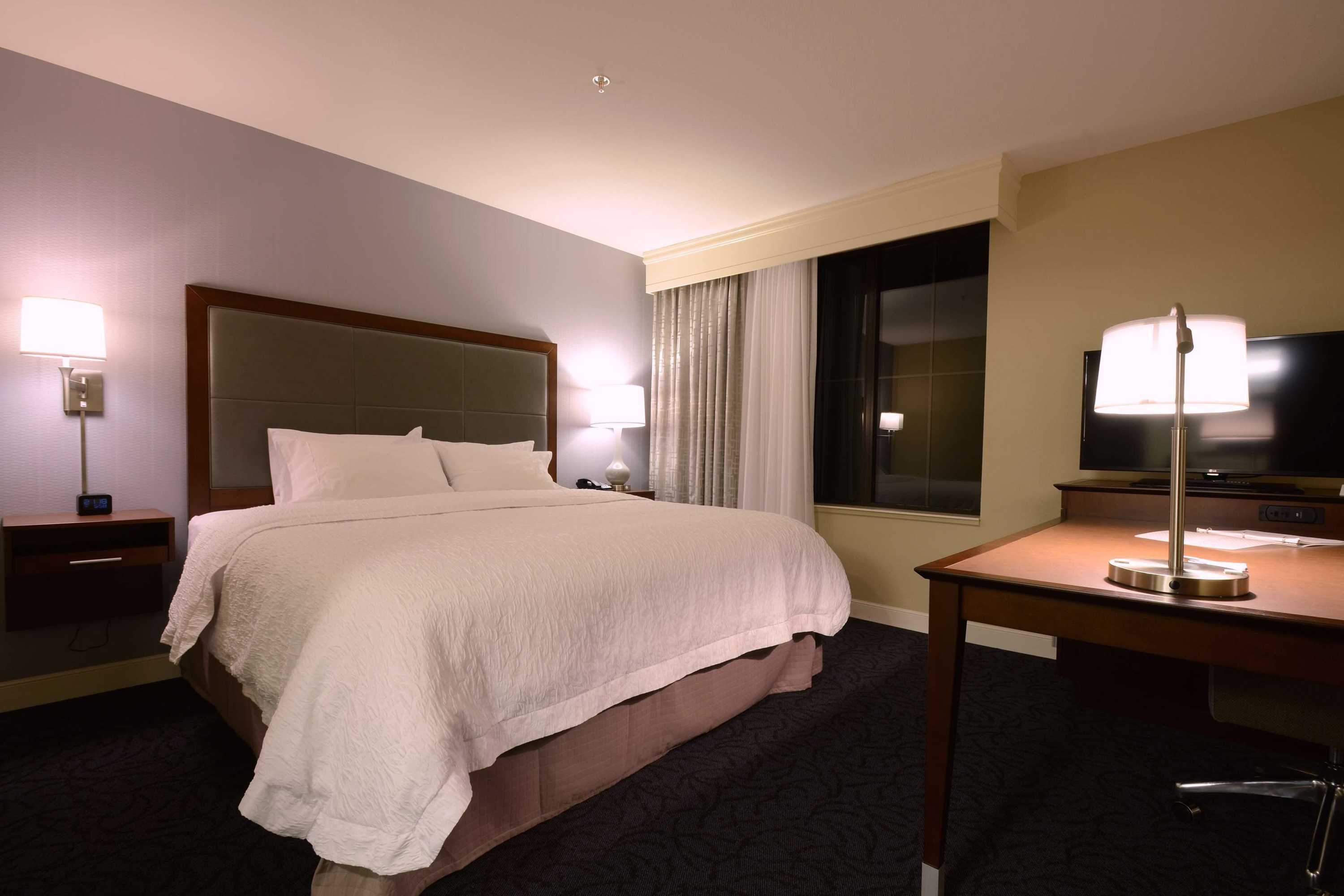 Gift card for Hampton Inn & Suites Cazenovia Gift card for Hampton Inn & Suites Cazenovia