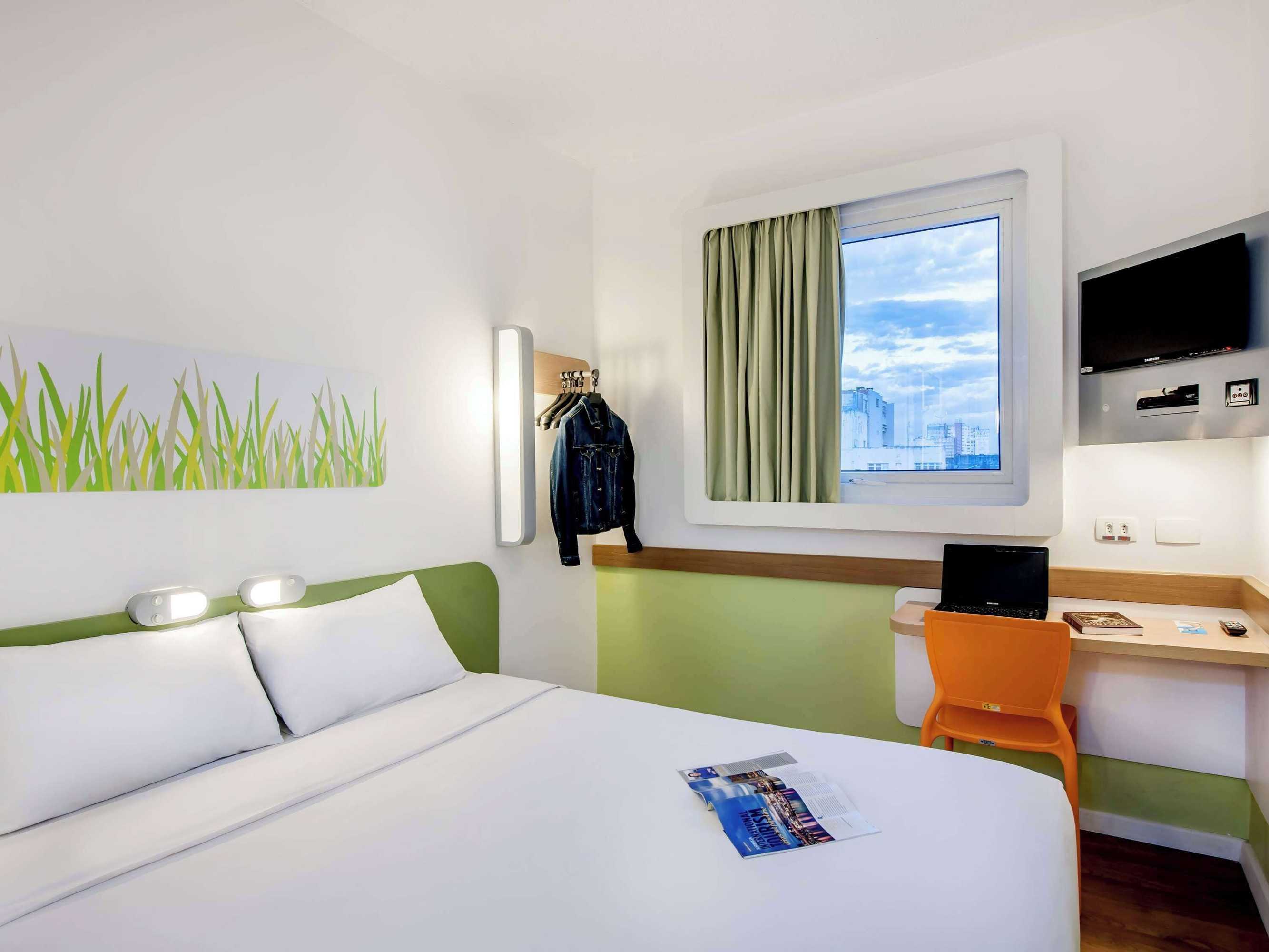 Gift card for Ibis Budget Porto Alegre - Supereconômico Gift card for Ibis Budget Porto Alegre - Supereconômico
