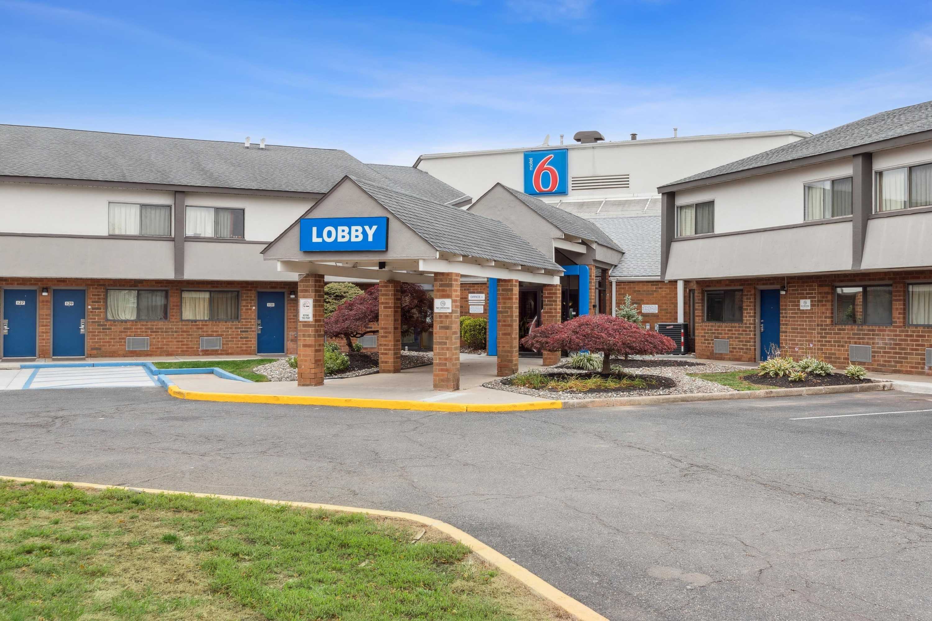 Gift card for Motel 6 Piscataway, NJ