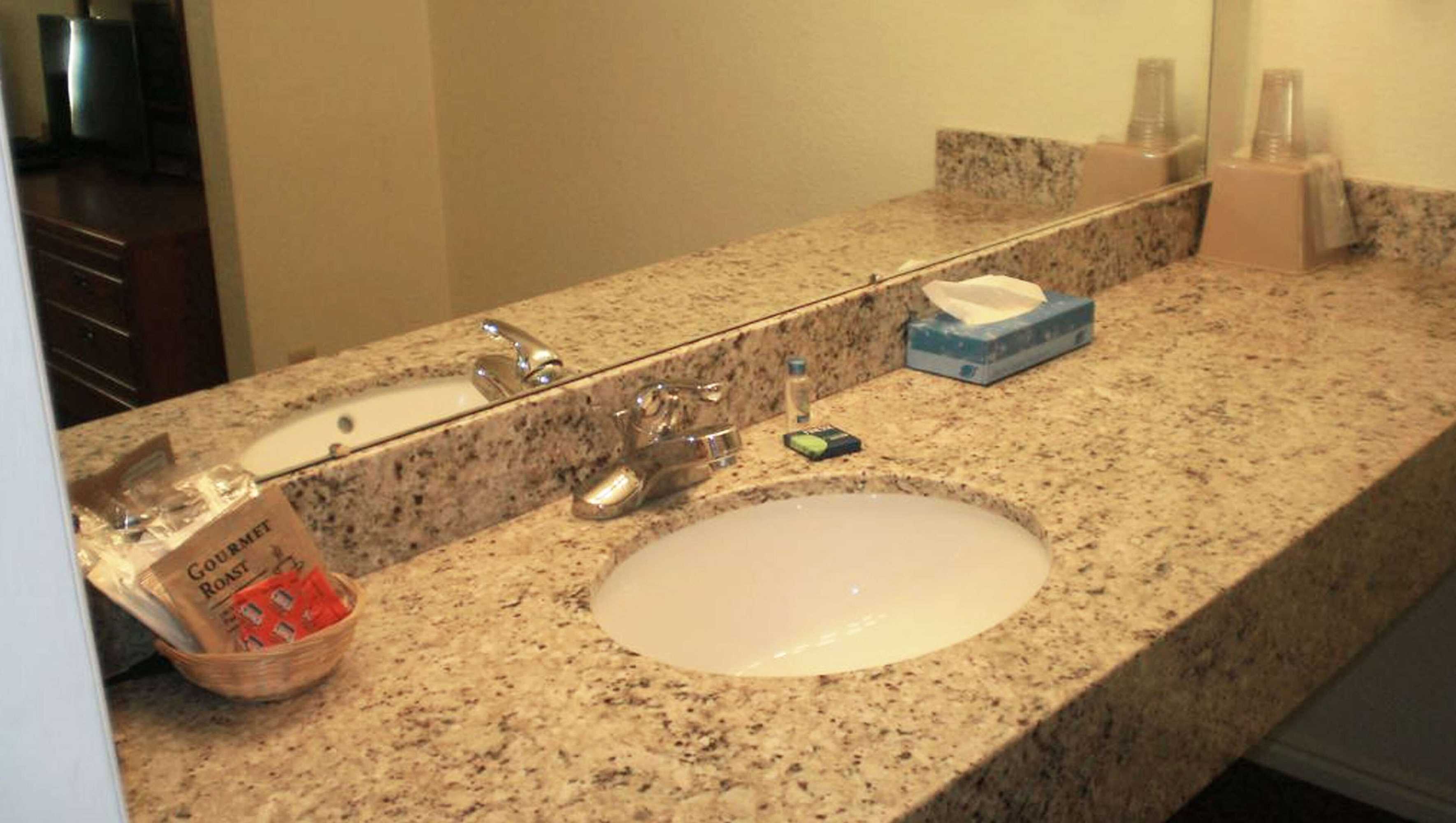 Gift card for Magnuson Hotel Park Vue