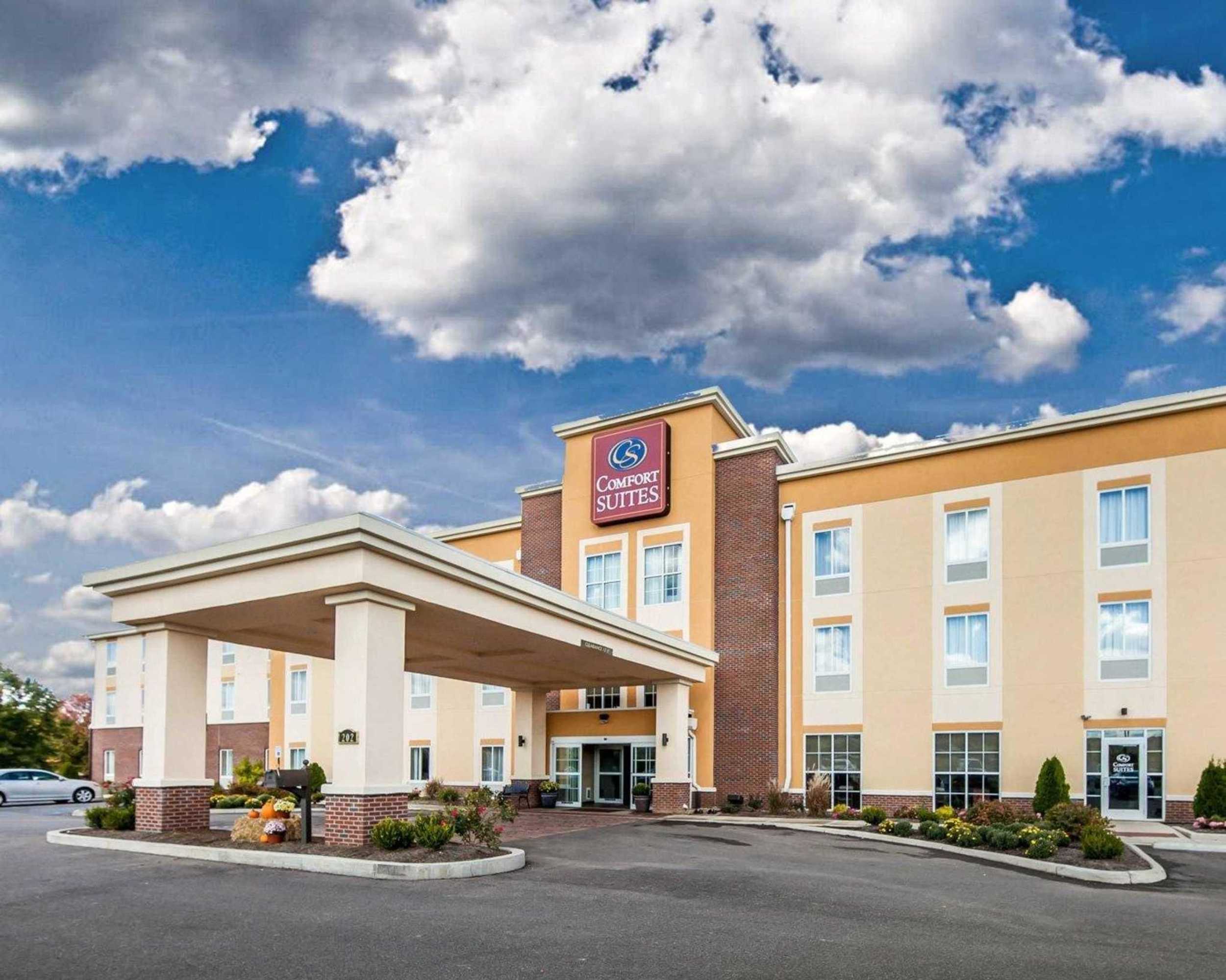 Gift card for Comfort Suites Marietta - Parkersburg Gift card for Comfort Suites Marietta - Parkersburg