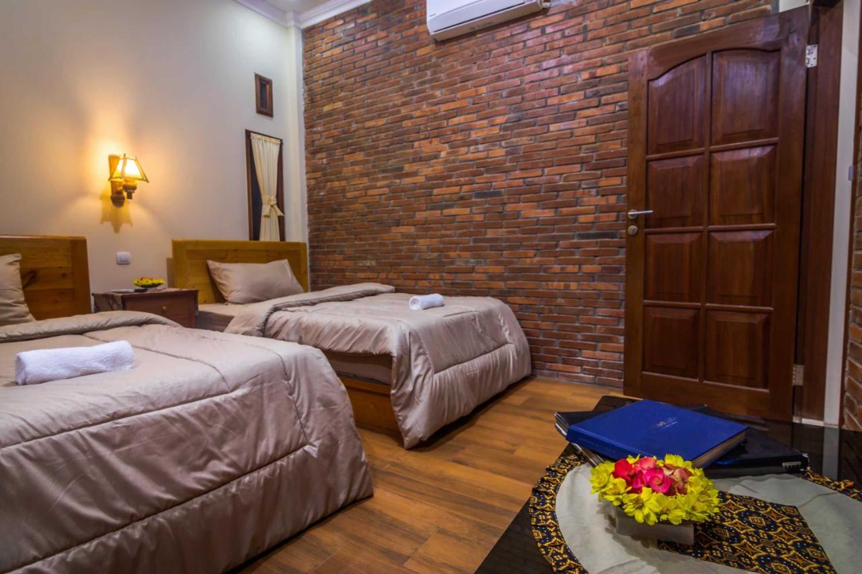 Gift card for Maher House Borobudur