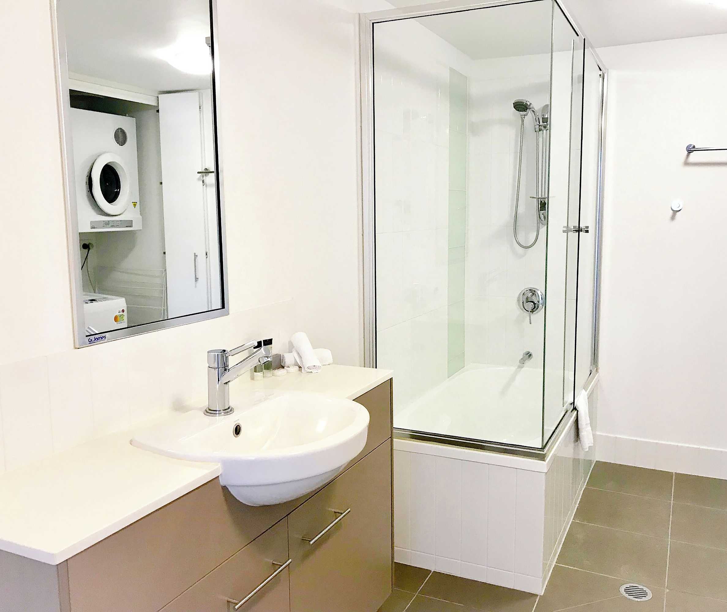 Gift card for Oaks Townsville Gateway Suites Gift card for Oaks Townsville Gateway Suites