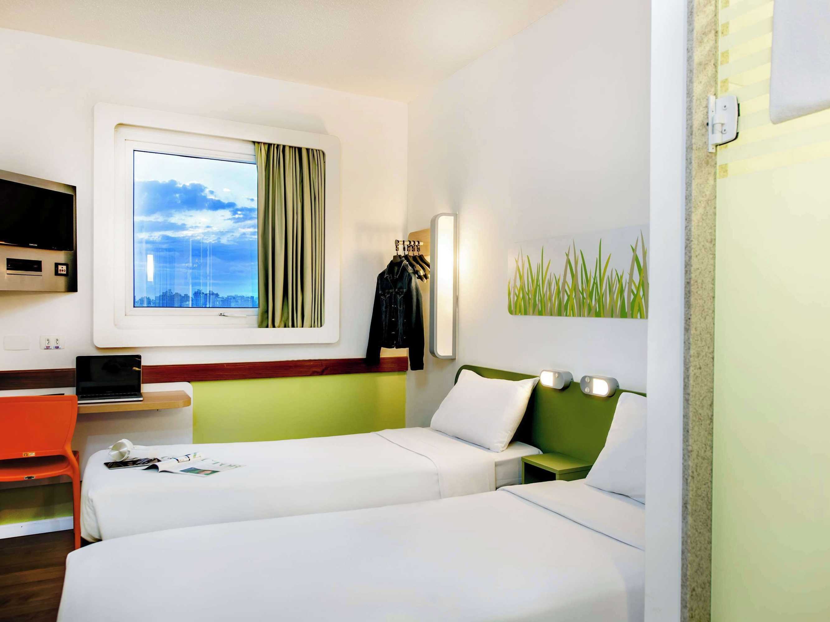 Gift card for Ibis Budget Porto Alegre - Supereconômico Gift card for Ibis Budget Porto Alegre - Supereconômico