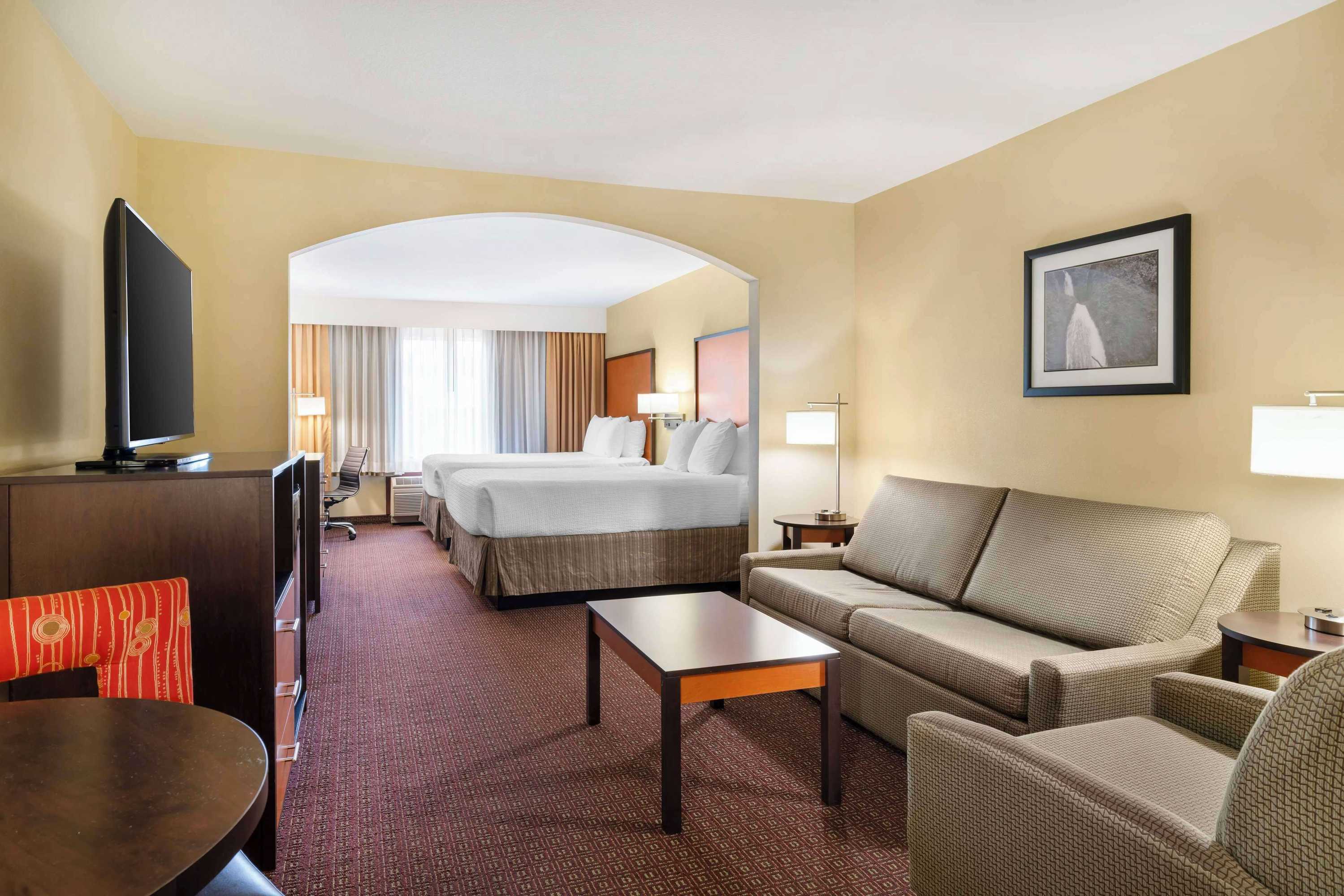 Gift card for Best Western Cascade Inn & Suites Gift card for Best Western Cascade Inn & Suites