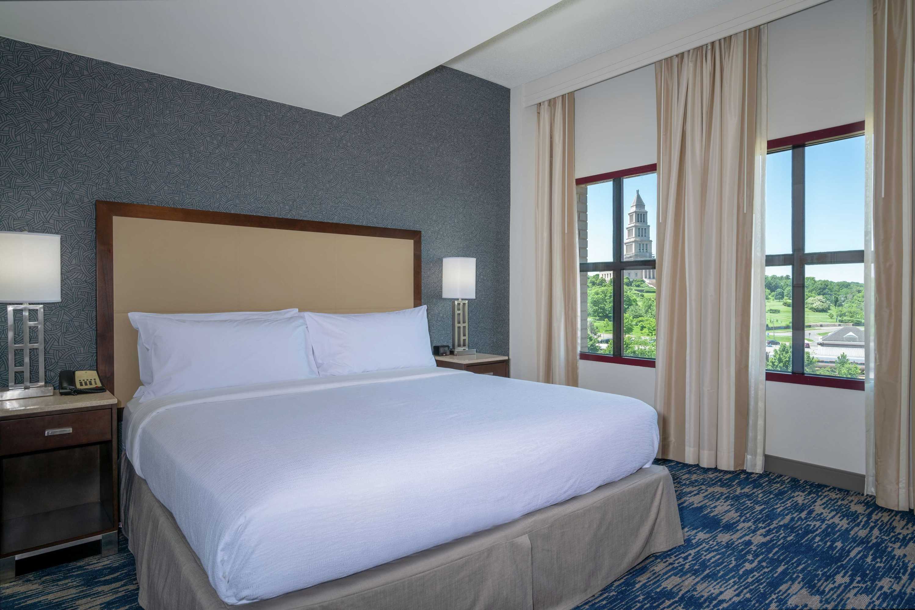 Gift card for Embassy Suites by Hilton Alexandria Old Town Gift card for Embassy Suites by Hilton Alexandria Old Town