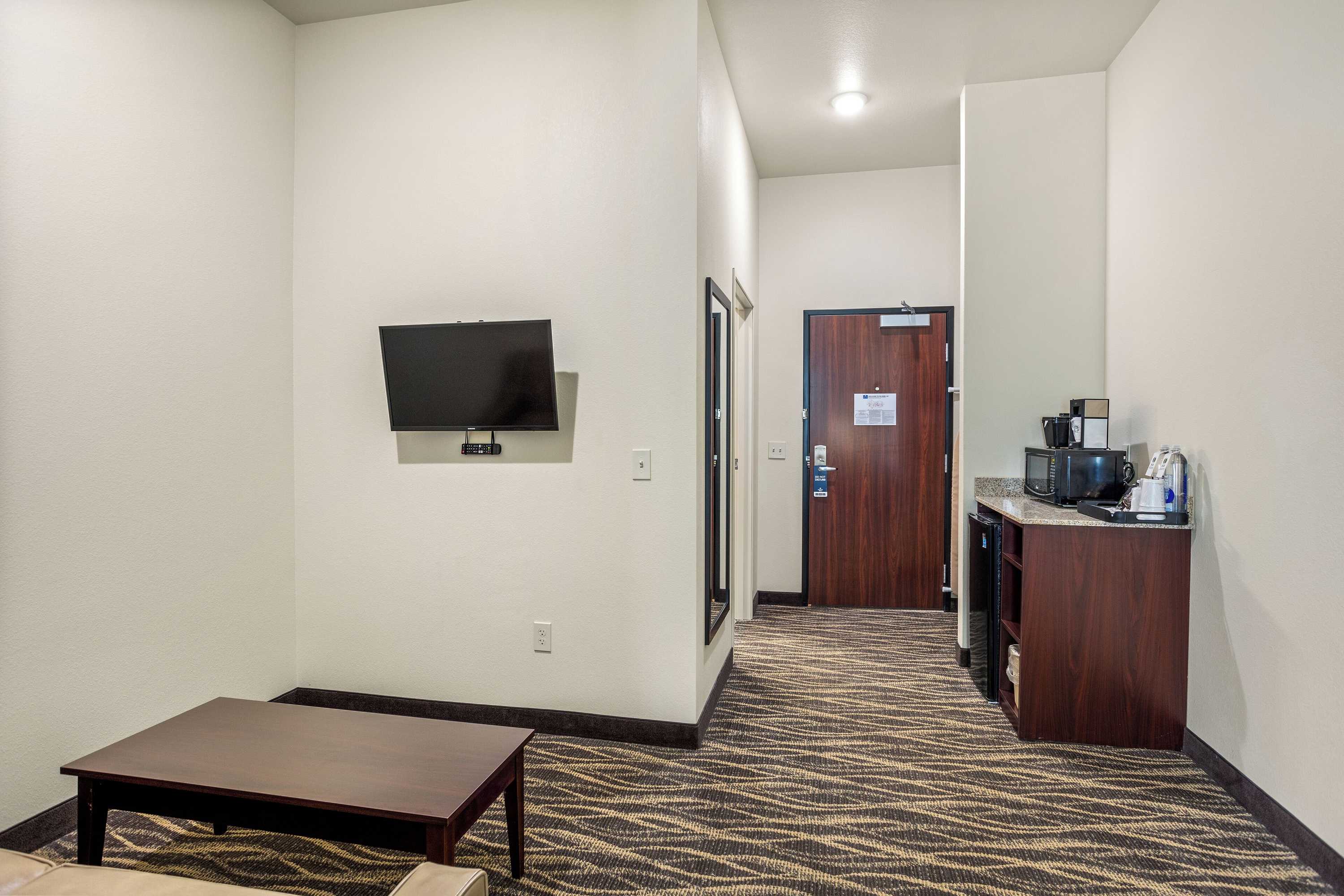Gift card for Cobblestone Hotel & Suites - De Pere/green Bay Gift card for Cobblestone Hotel & Suites - De Pere/green Bay