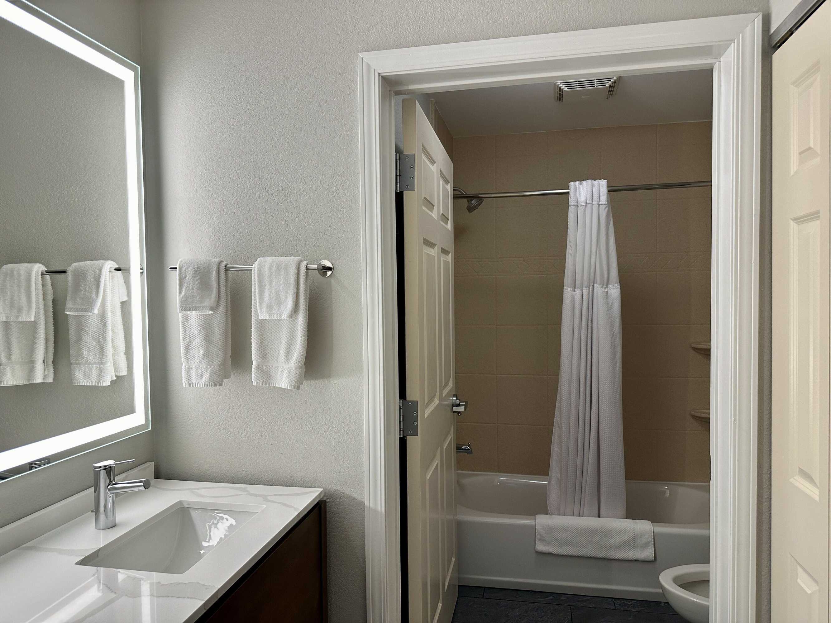 Gift card for Staybridge Suites Milwaukee West-Oconomowoc by Ihg Gift card for Staybridge Suites Milwaukee West-Oconomowoc by Ihg