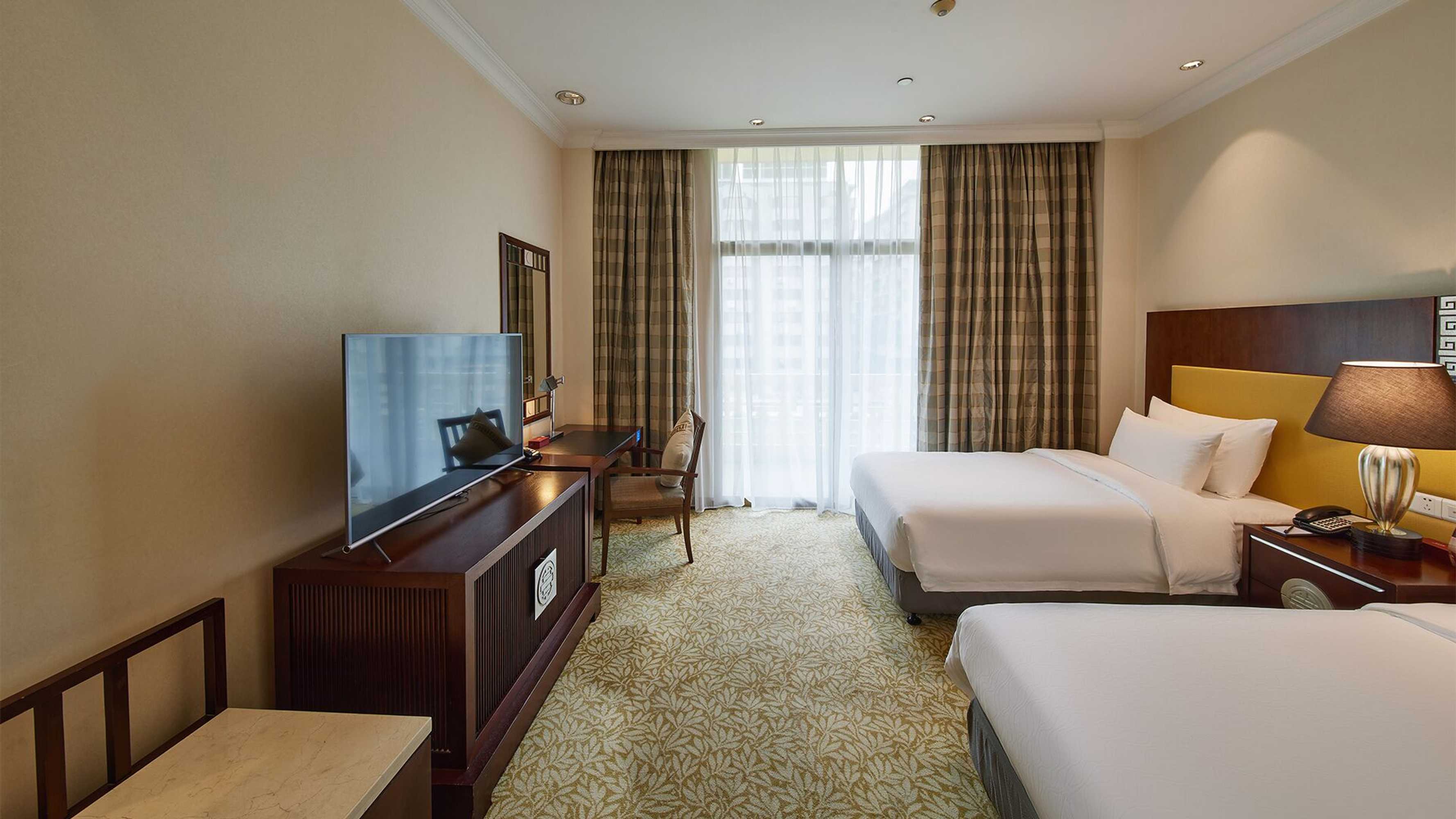 Gift card for Dong Fang Hotel Guangzhou - Free Shuttle Bus to Canton Fair Complex & Overseas Buyer Registration Services Gift card for Dong Fang Hotel Guangzhou - Free Shuttle Bus to Canton Fair Complex & Overseas Buyer Registration Services