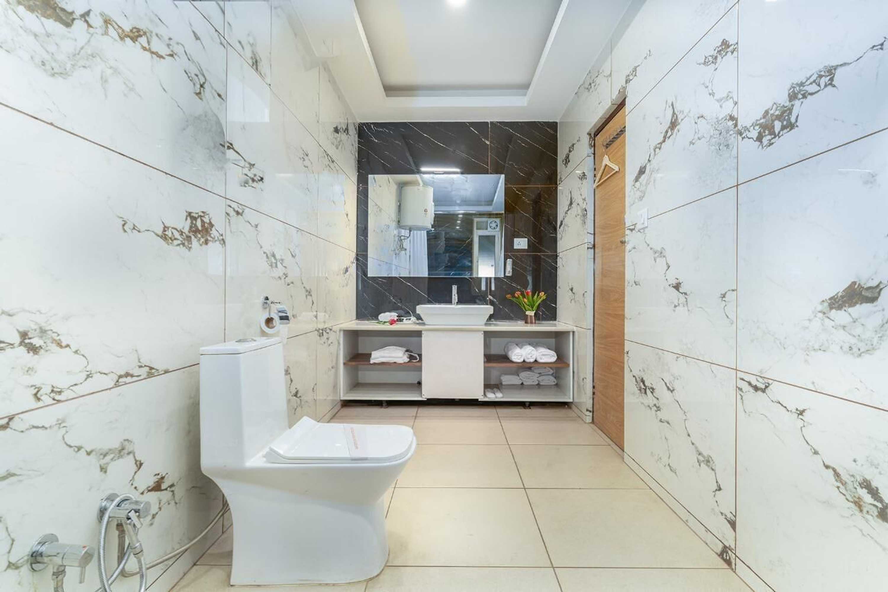 Gift card for Hotel Golden Leaf Kashmir